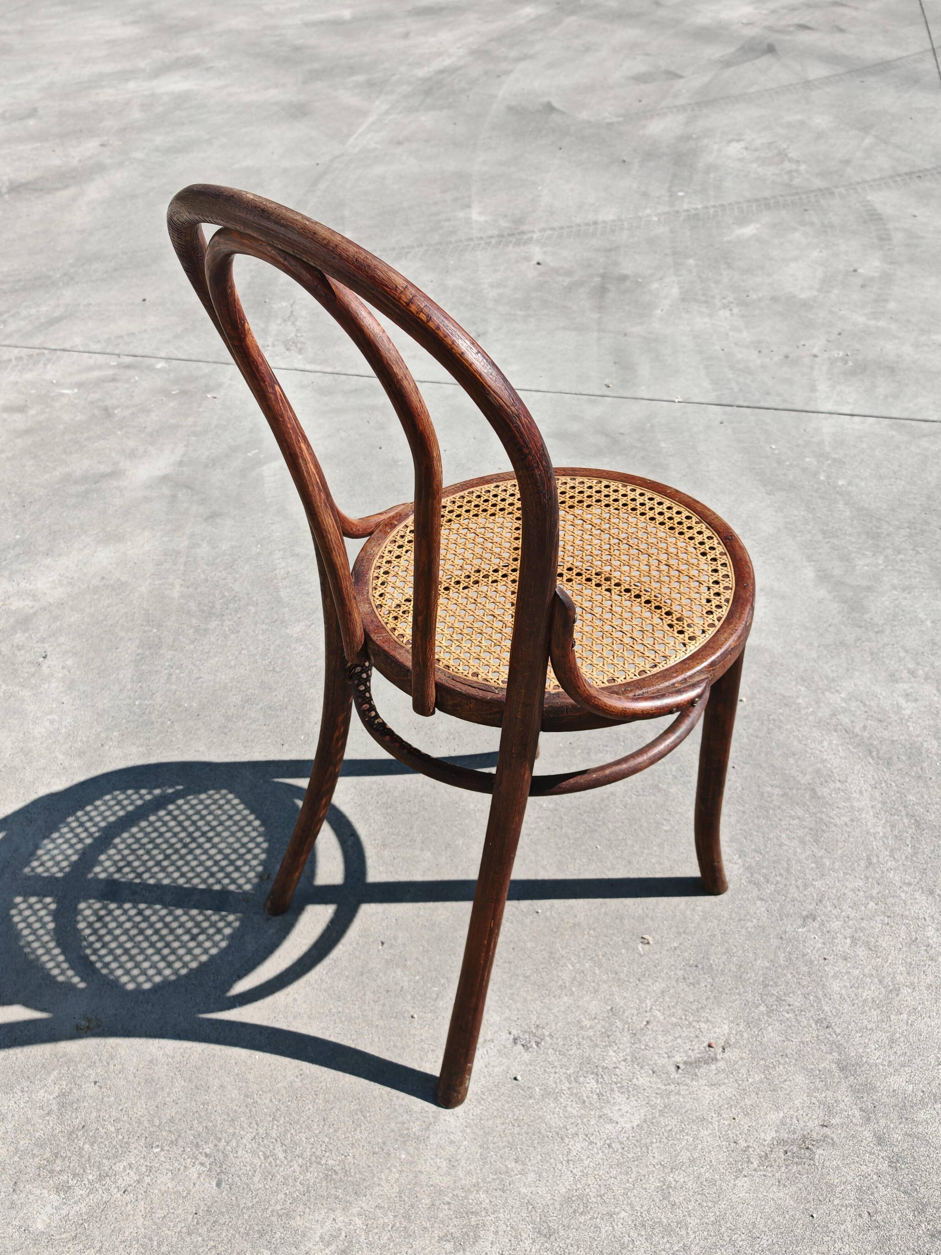 Chaise Bistro Antique J.J. Kohn, années 1920