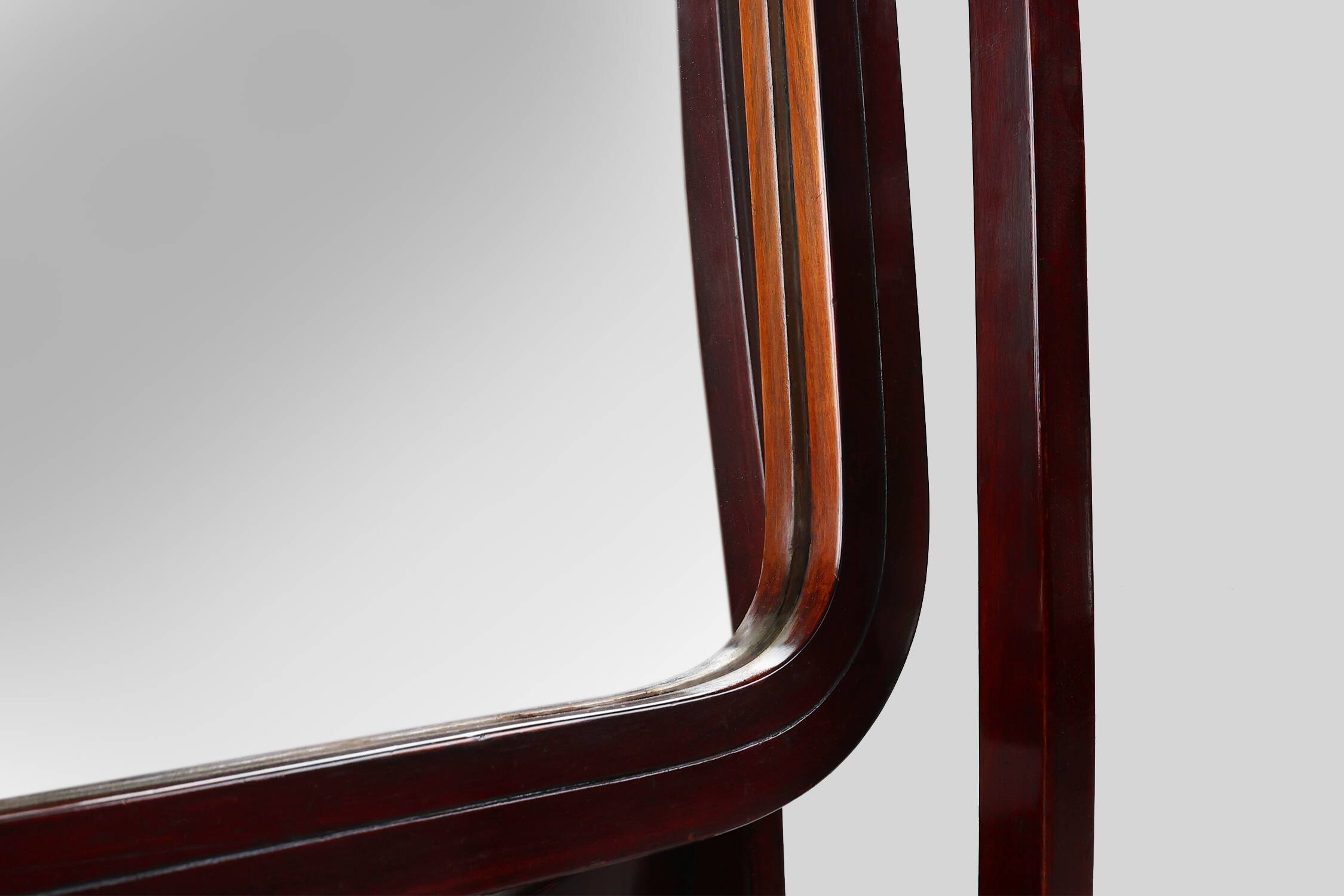 Iconic Cheval Dressing Mirror model 9954 by Thonet, Austria ca. 1904