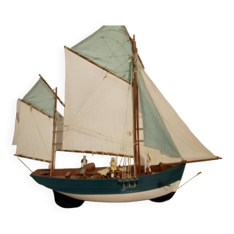 Tuna boat model