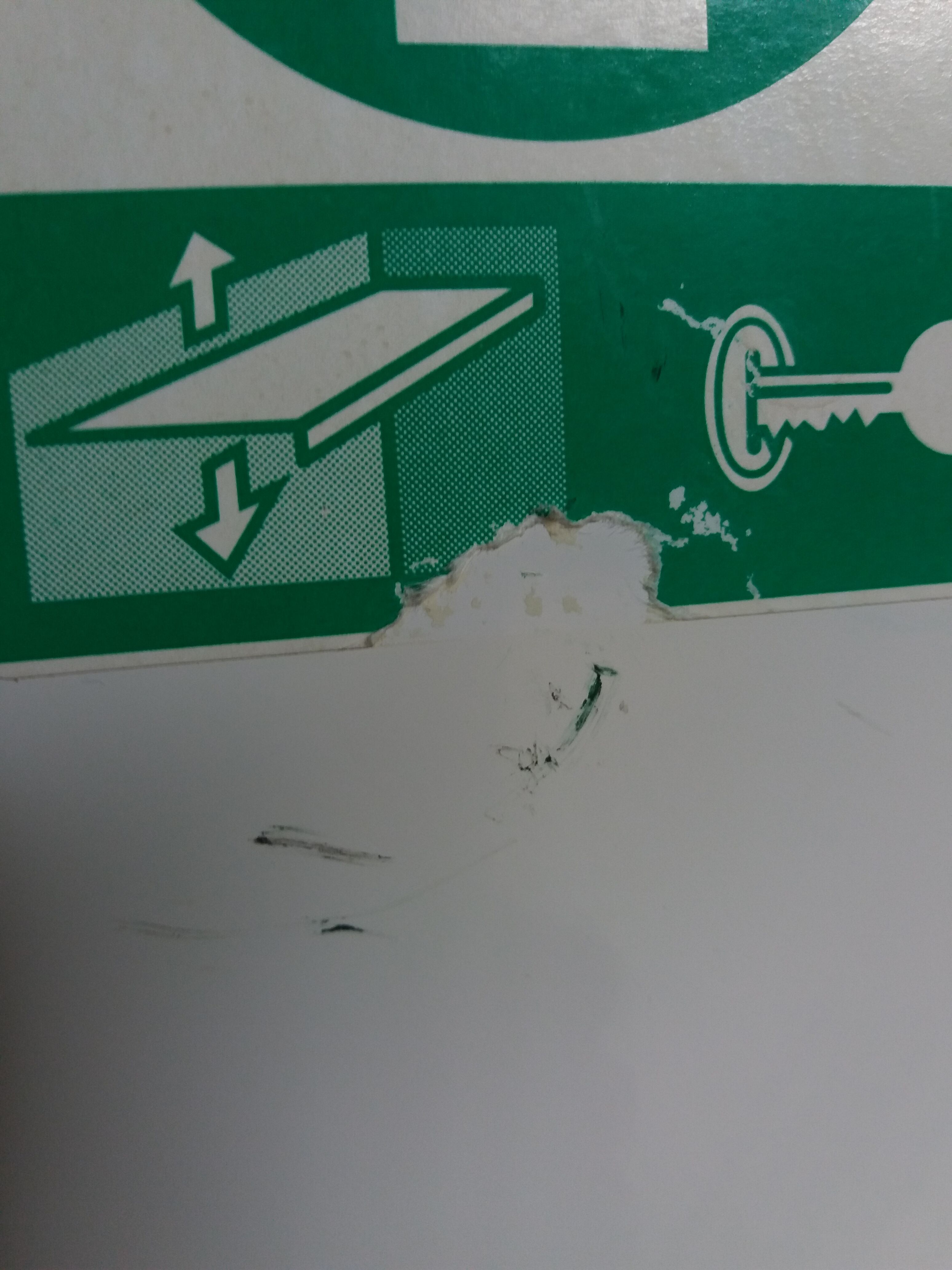 Rossignol medicine cabinet