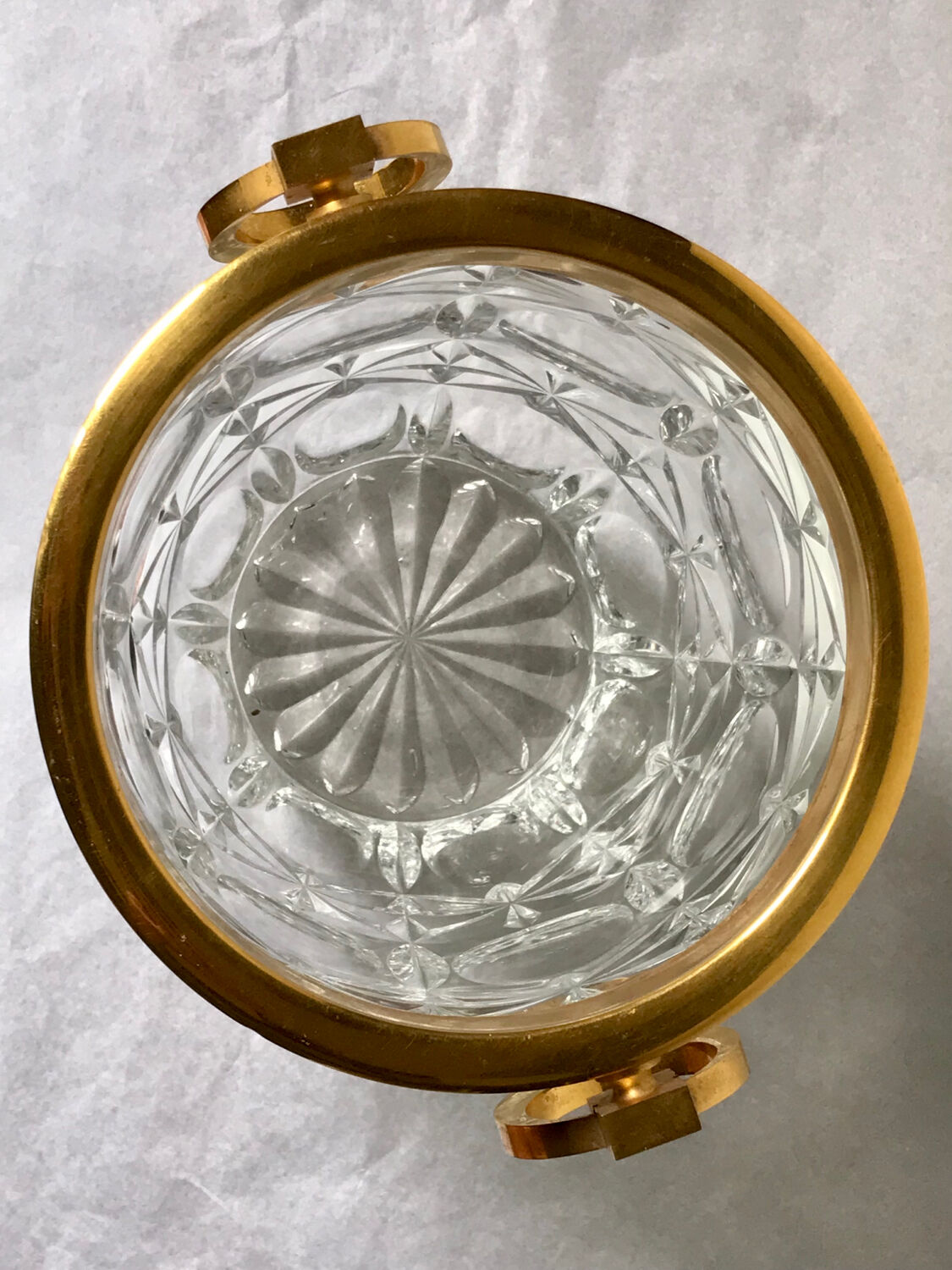 Champagne bucket in cut crystal, neck and brass handles