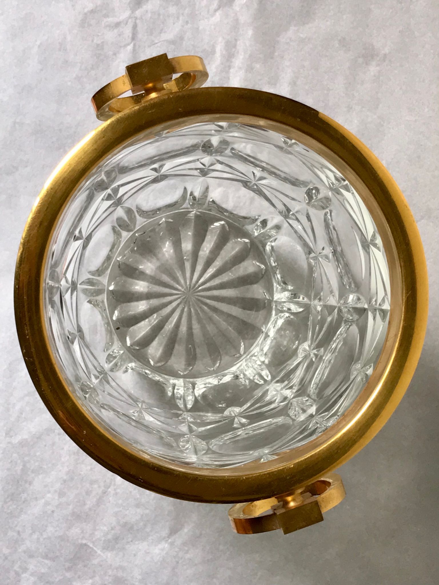 Champagne bucket in cut crystal, neck and brass handles