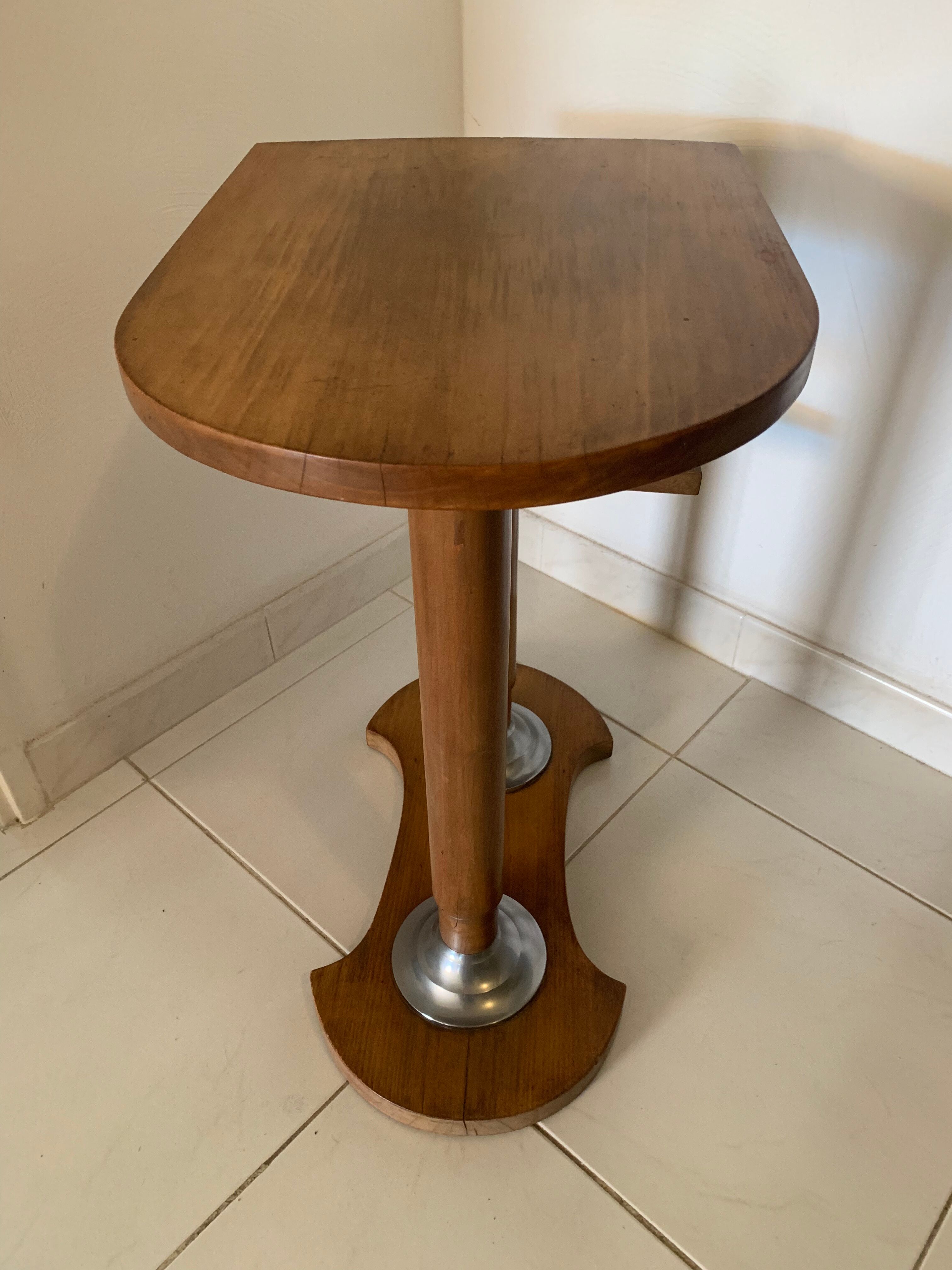 Art Deco pedestal table