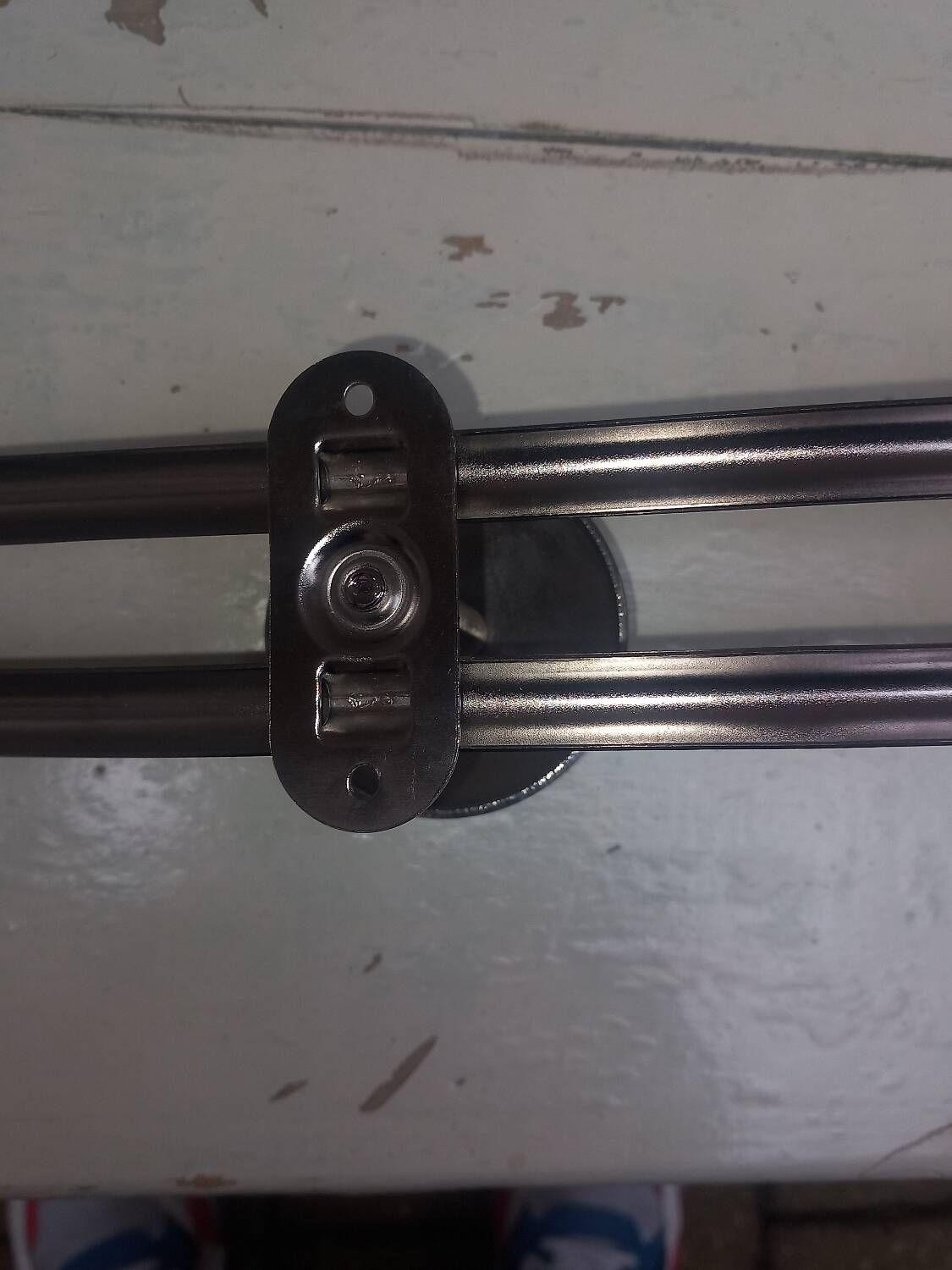 Coat rack with 3 stainless steel hooks