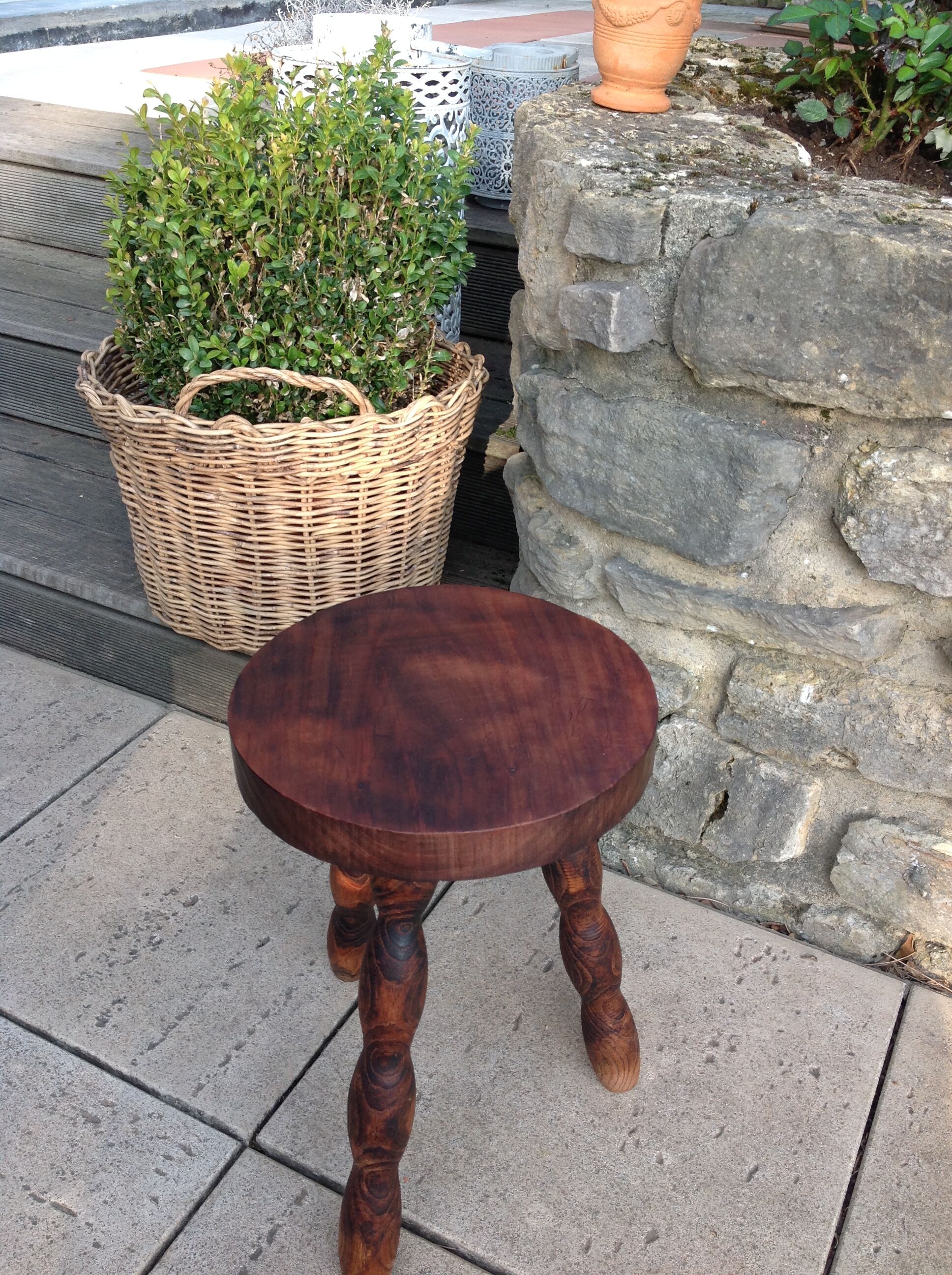 Tripod stool feet "rosary" in vintage wood 60s-70s