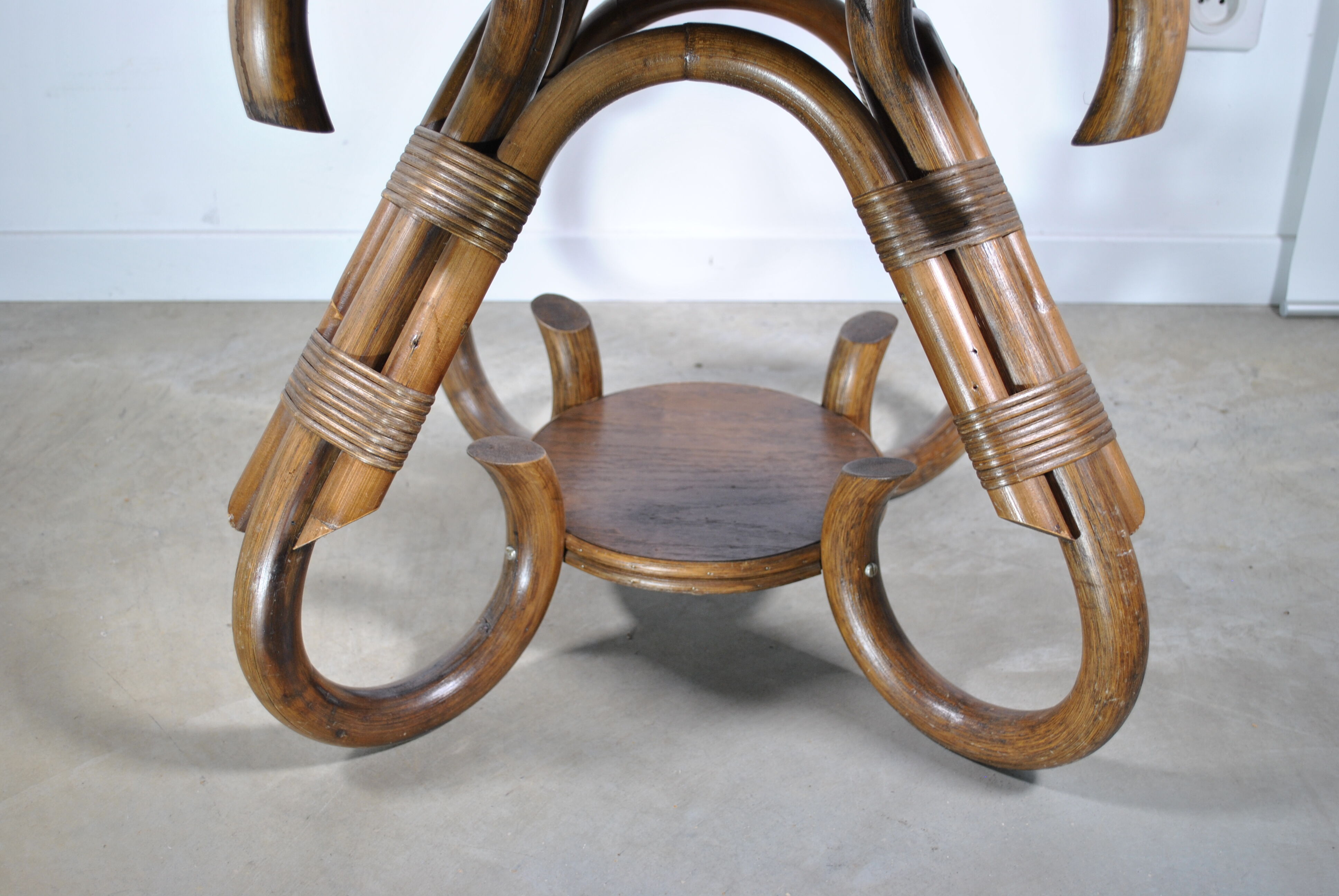 Rattan coffee table year 70