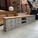 Ancien meuble de métier transformé en meuble télé