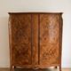 Armoire ancienne style Louis XV en marqueterie florale