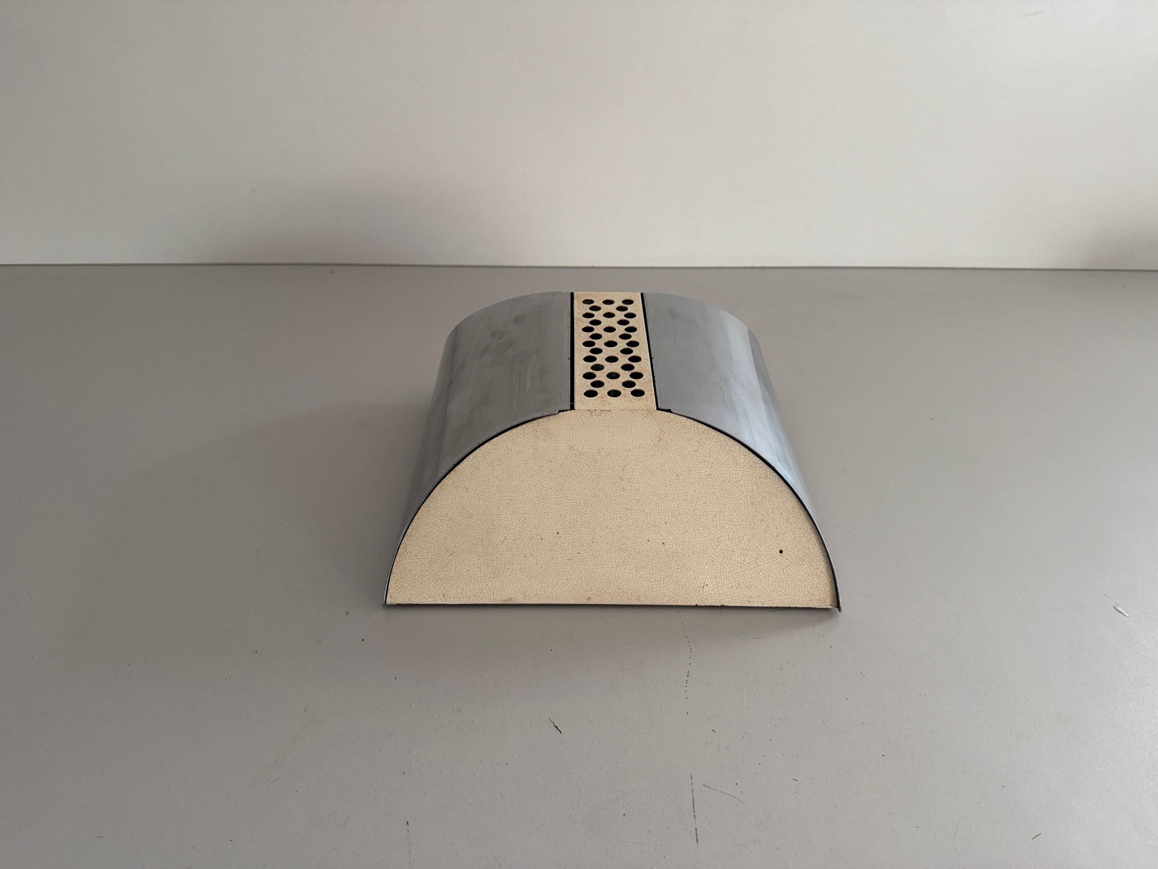Applique en métal du milieu du siècle, 1960, Italie