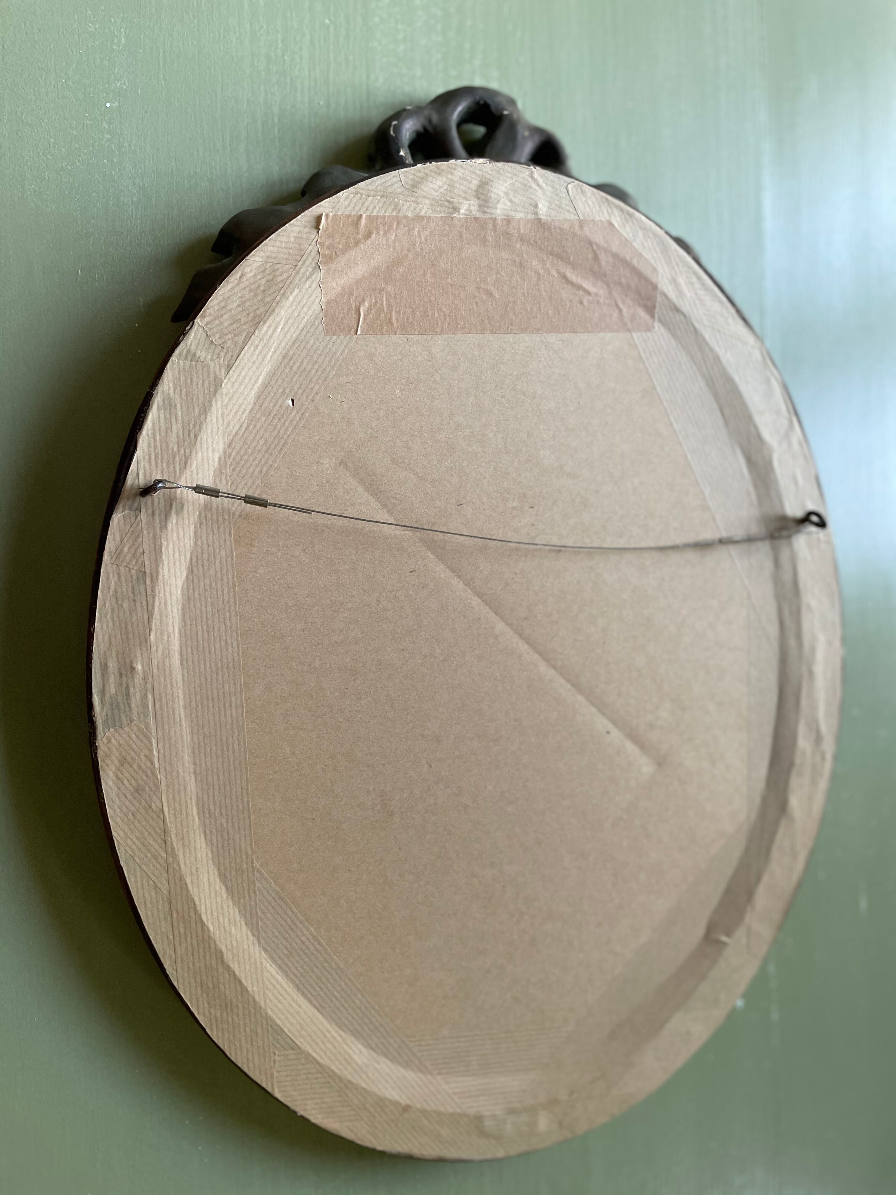 Louis XVI knot oval frame