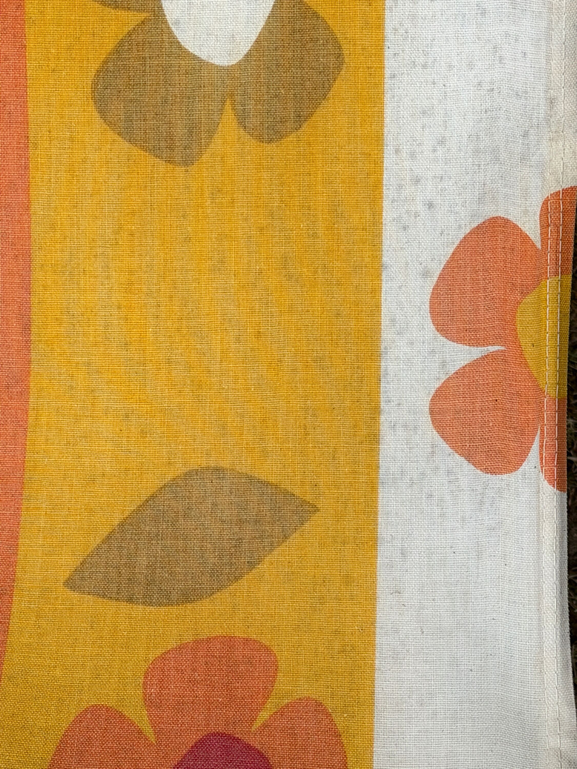Vintage "Flower Power" Deckchair – 1970s Floral Fabric