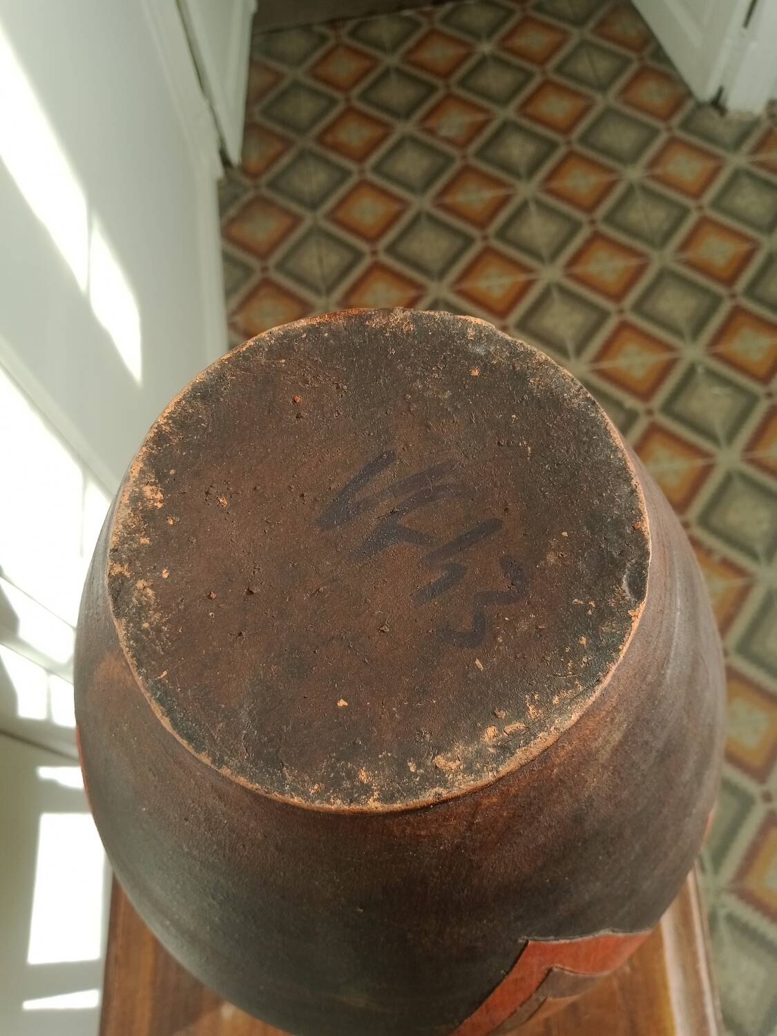 Geometric pottery vase