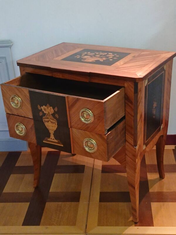 Commode de Maîtrise XVIIIe - Marqueterie de Fleurs - Style Transition
