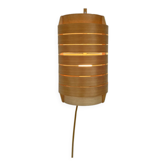 Pine wall lamp designed by Hans-Agne Jakobsson for Ab Ellysett, Sweden, 1960s