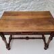 Ancienne table a ecrire bois perlé Louis XIII