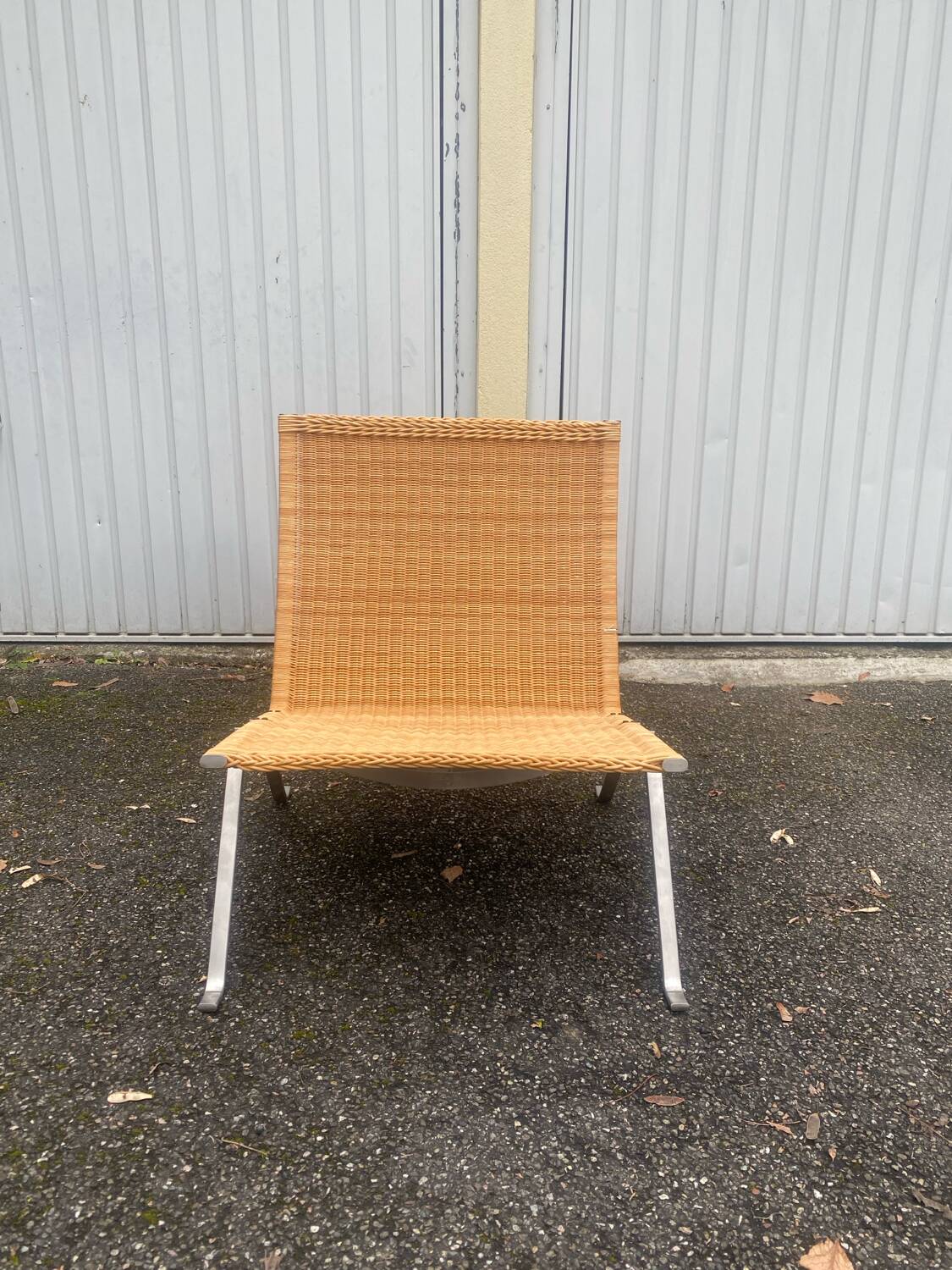 8 fauteuils Pk22 de Poul Kjaerholm , signé Fritz Hansen