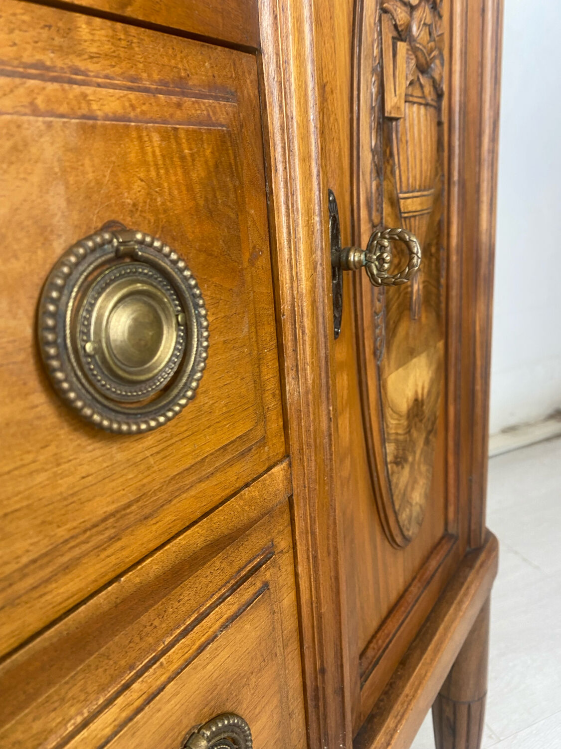 Louis XVI commode