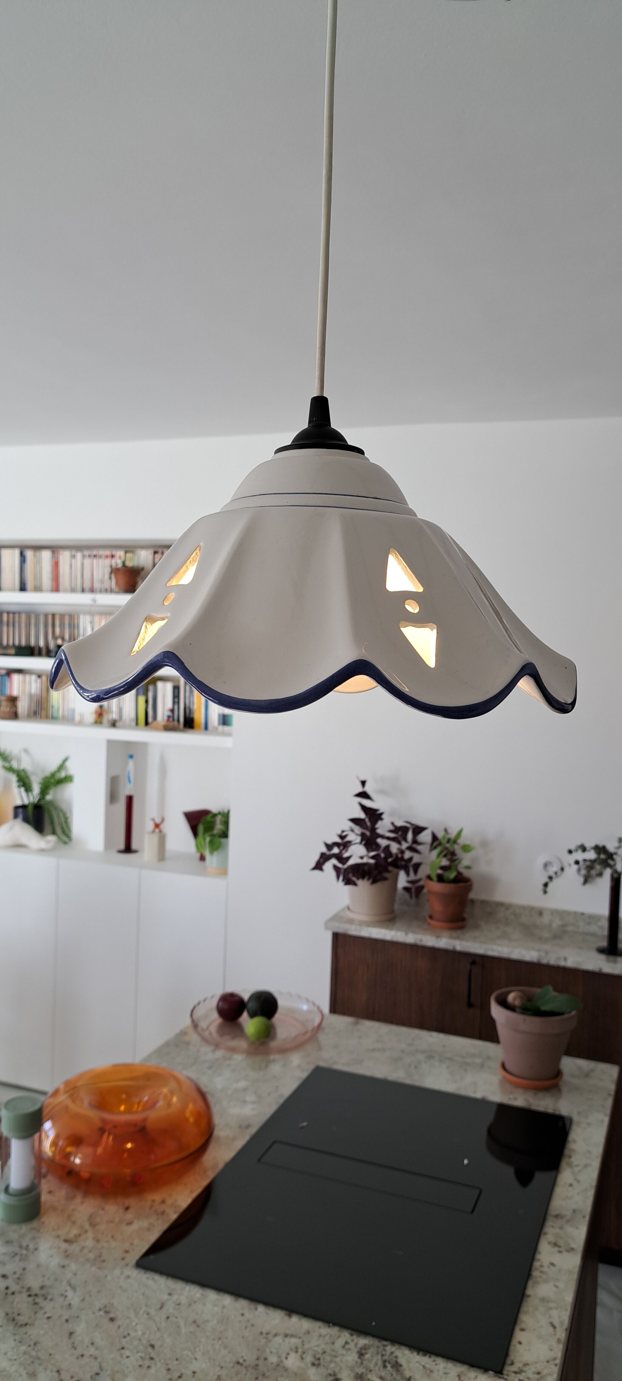 Ceramic pendant light