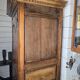 Armoire bonnetière en châtaignier