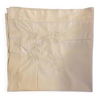 Old pillowcase embroidered and encrypted mm