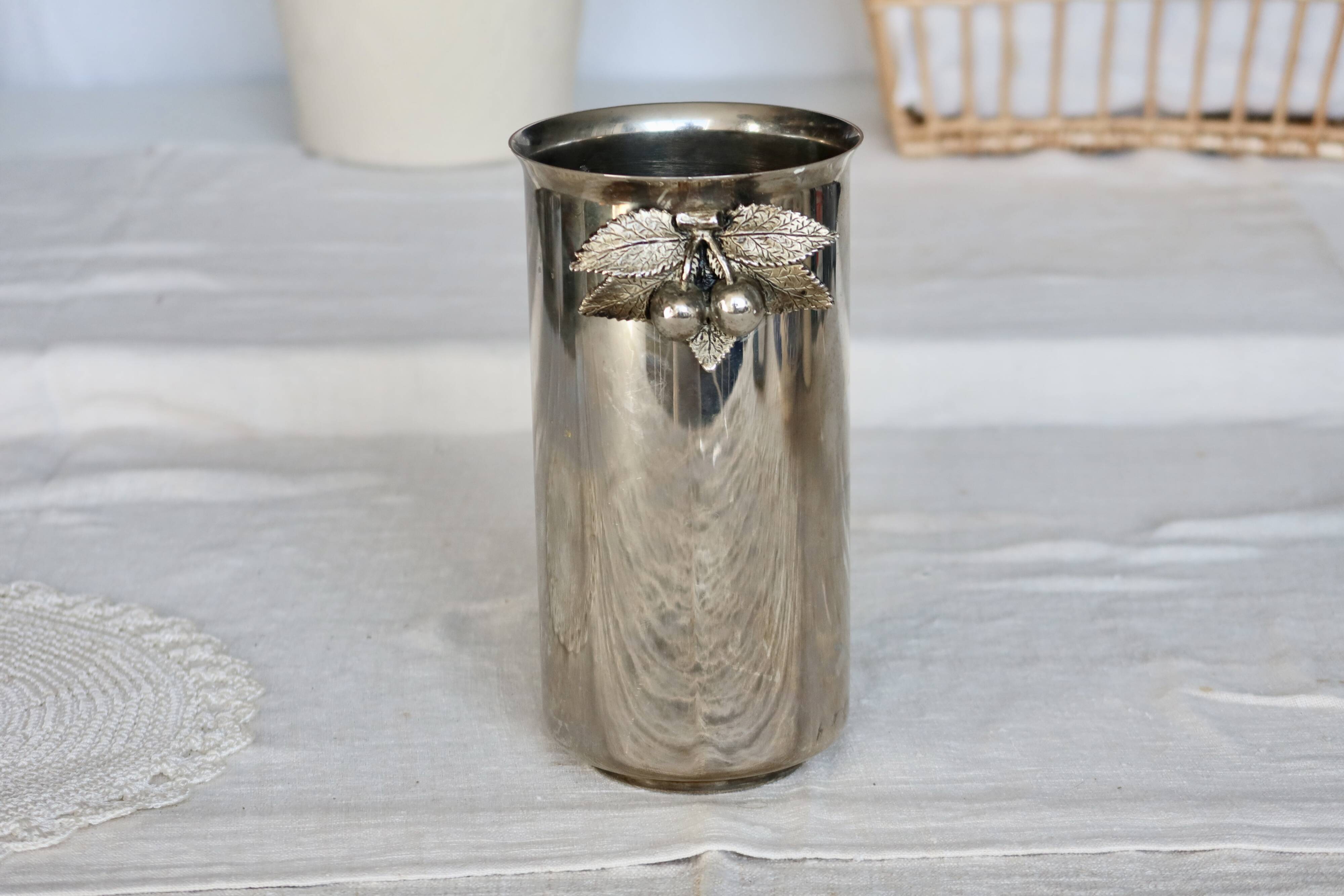 Vintage silver metal bottle holder – Cherry detail