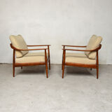 Pair of chairs Knoll Antimott, 1960