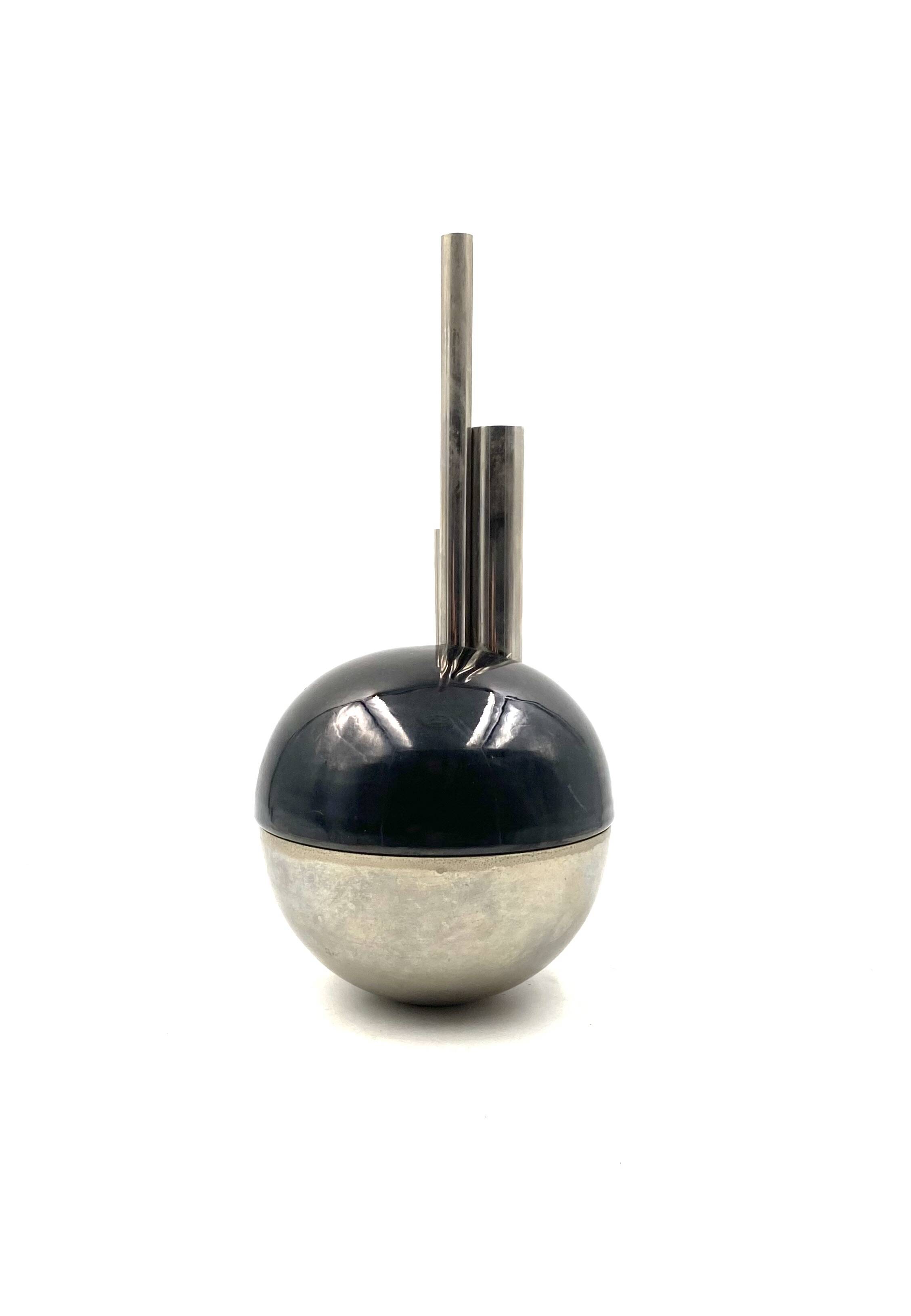 Mario Bertozzi, ceramic spherical vase, Marber Italy, 1970s