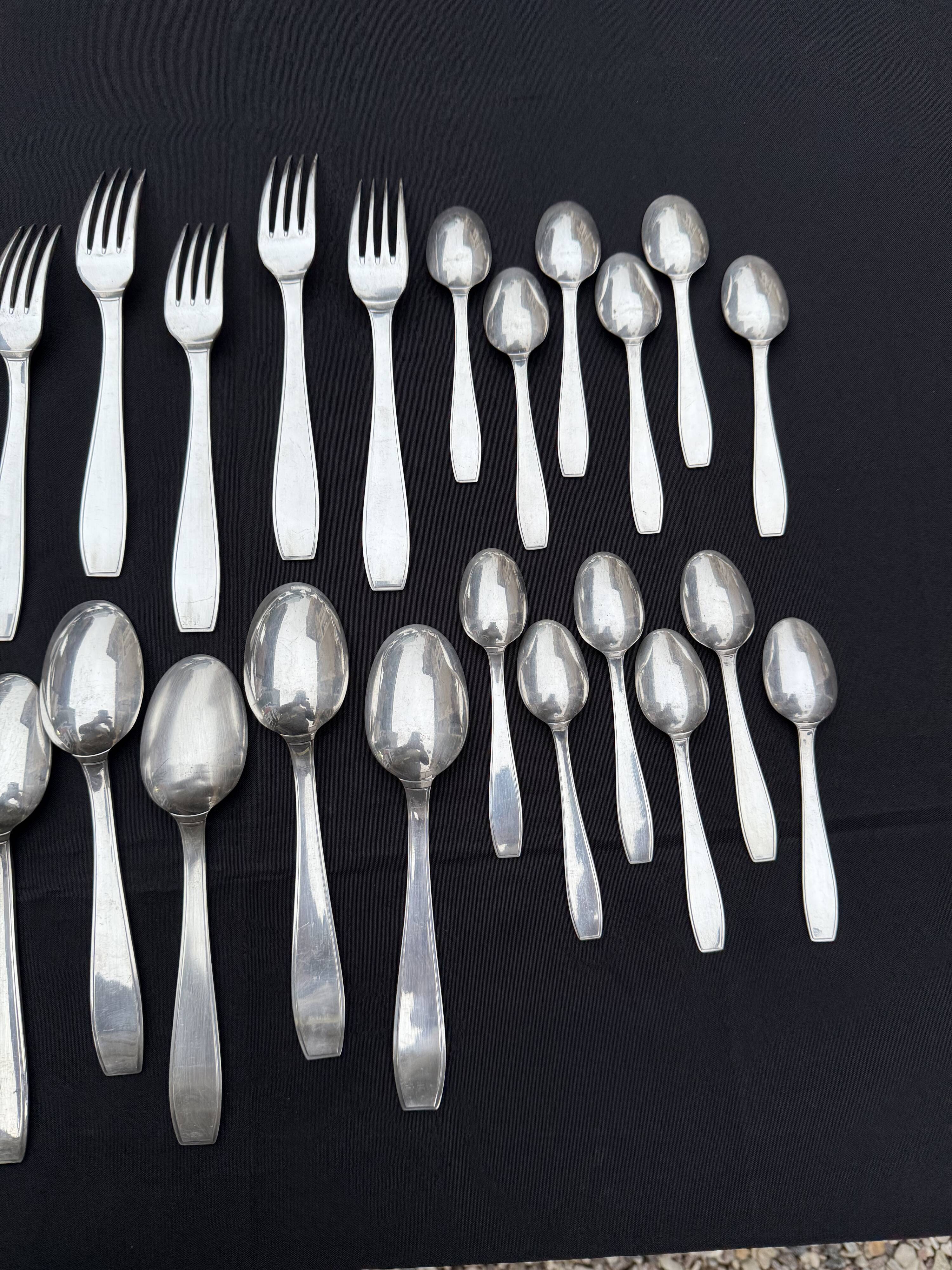 Christofle 37-piece cutlery set, Atlas model