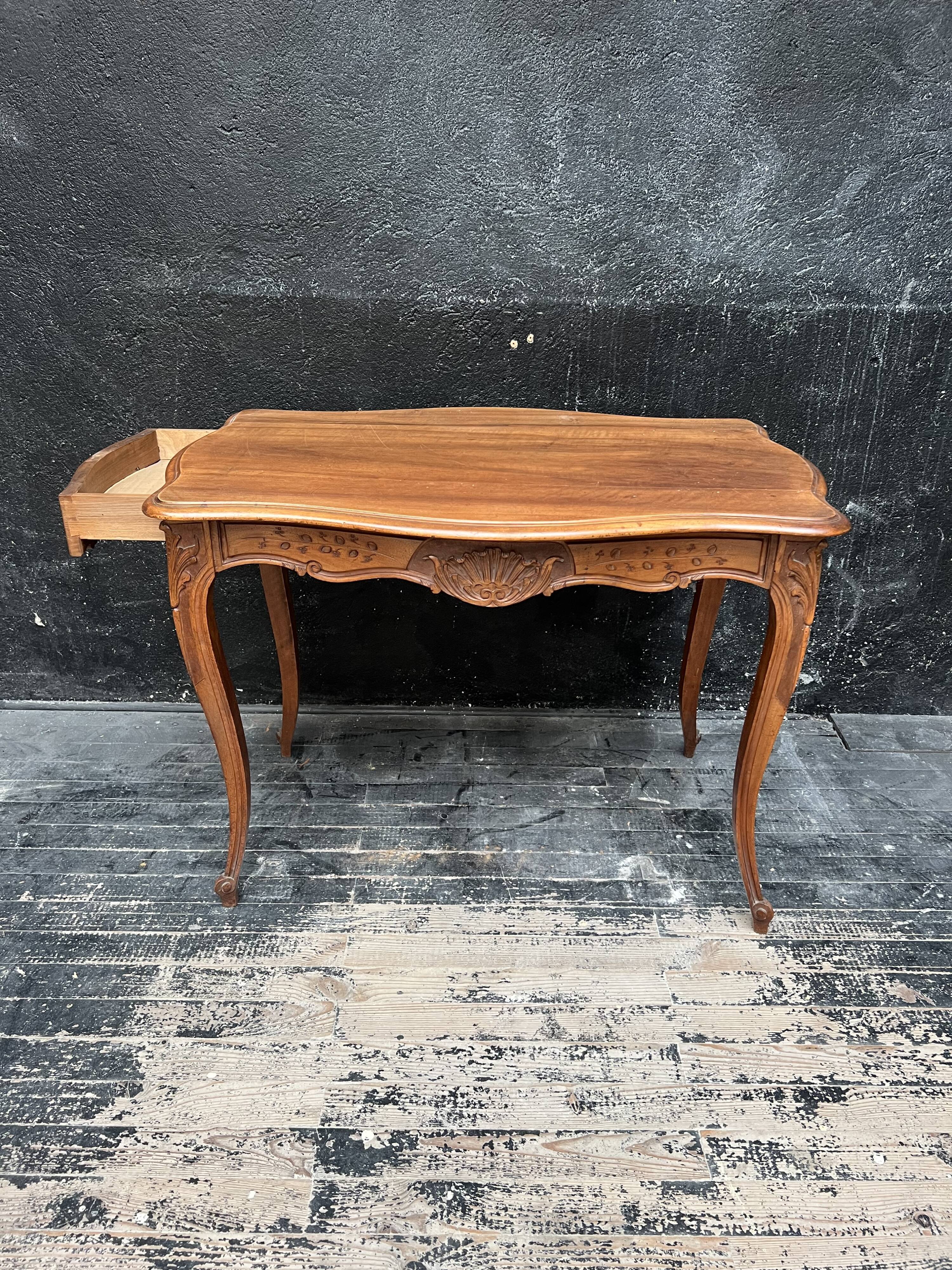 Table d'appoint table a manger de style louis XV