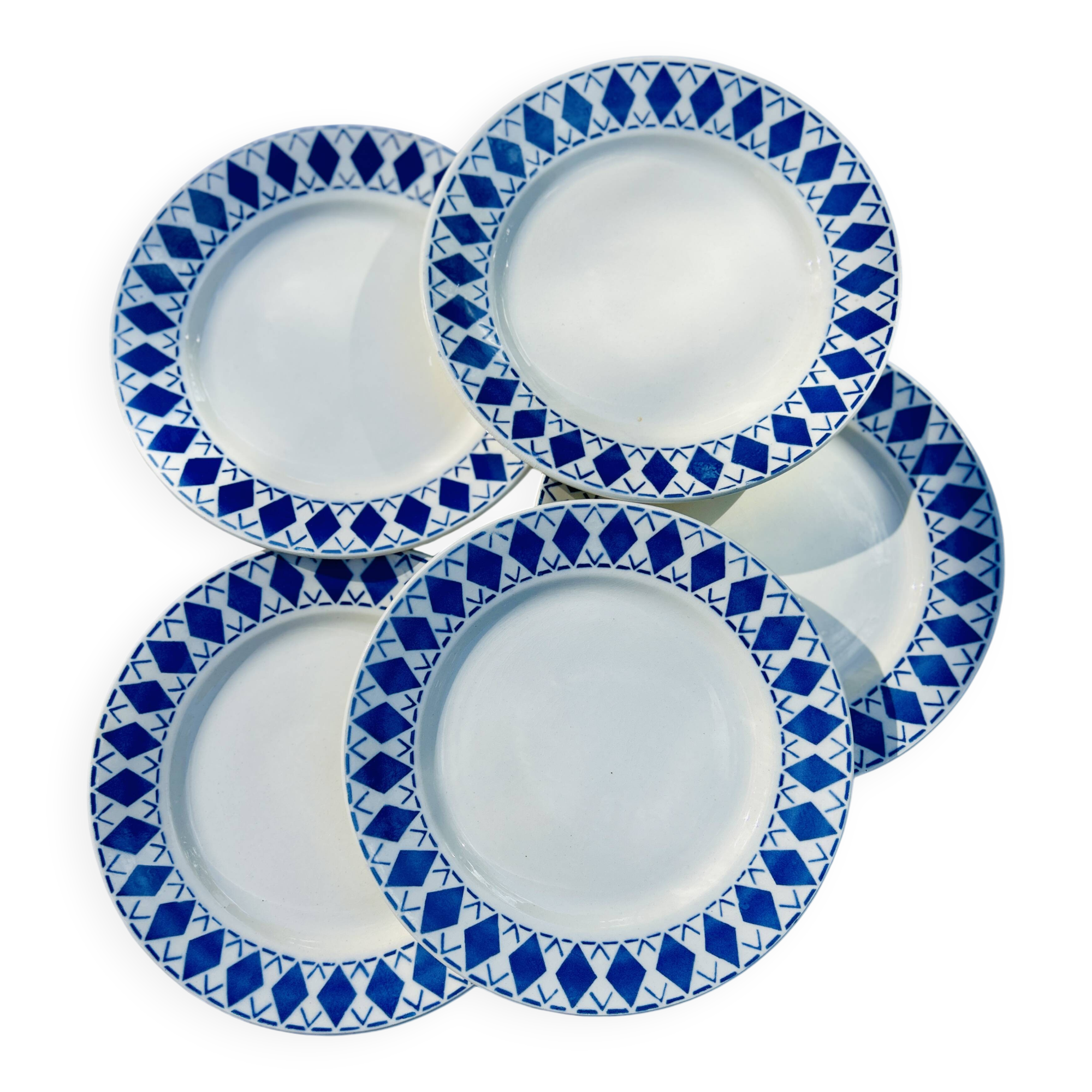 5 assiettes faïence