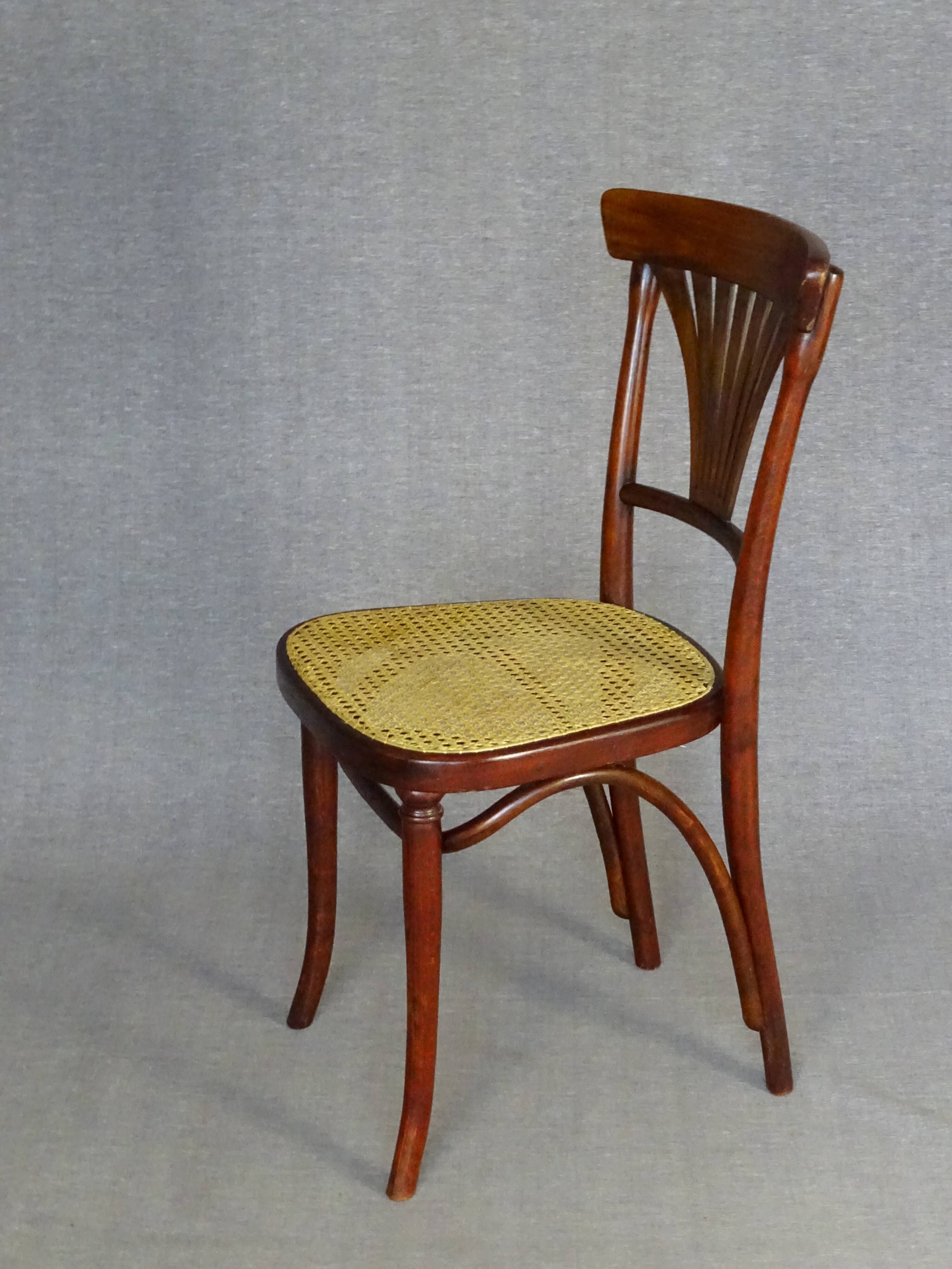 Set of 6 caned chairs, Thonet No. 221, circa 1910