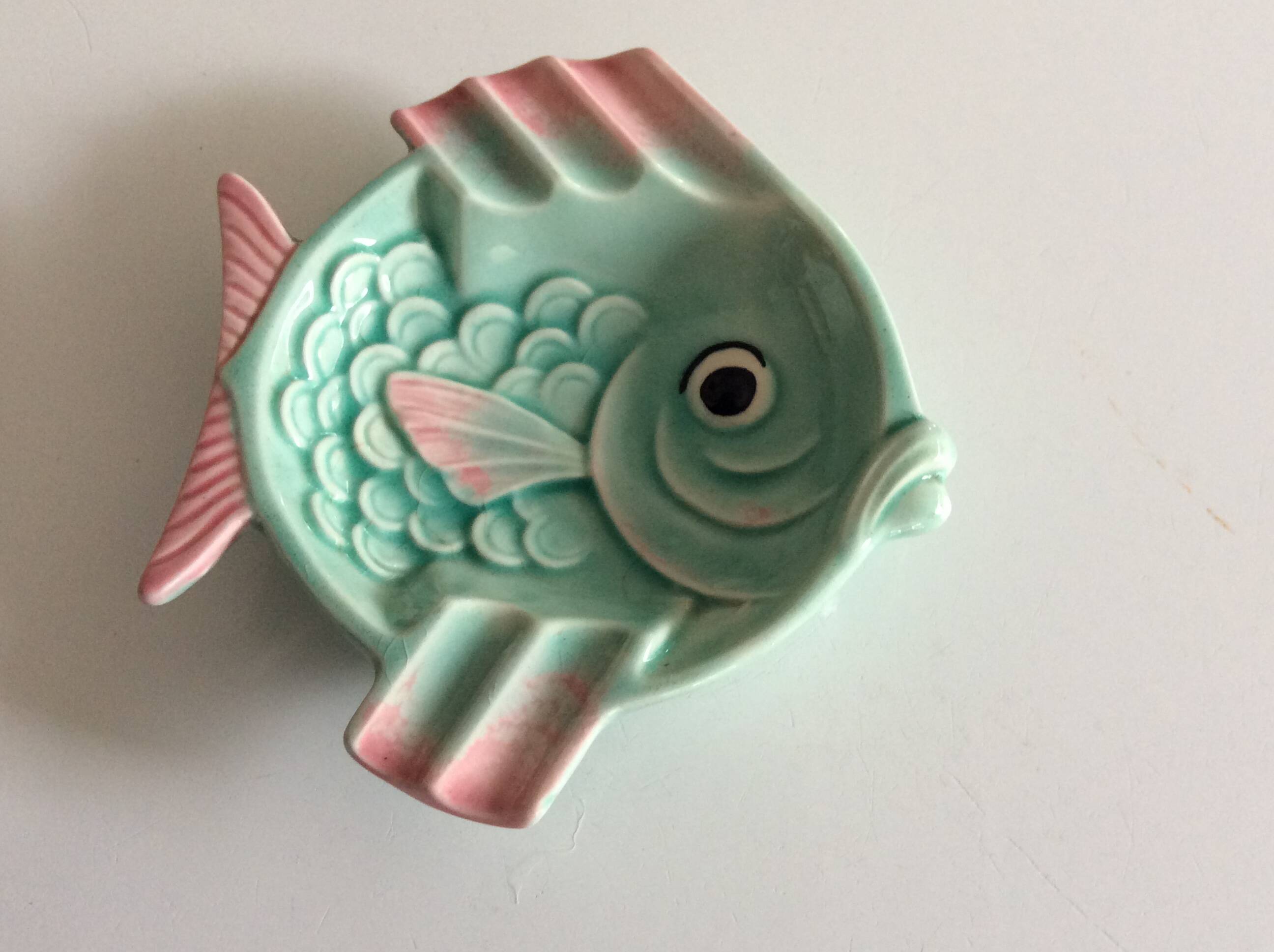 Fish ashtray