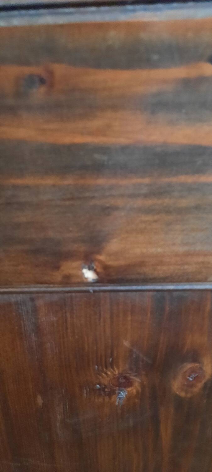Armoire parisienne