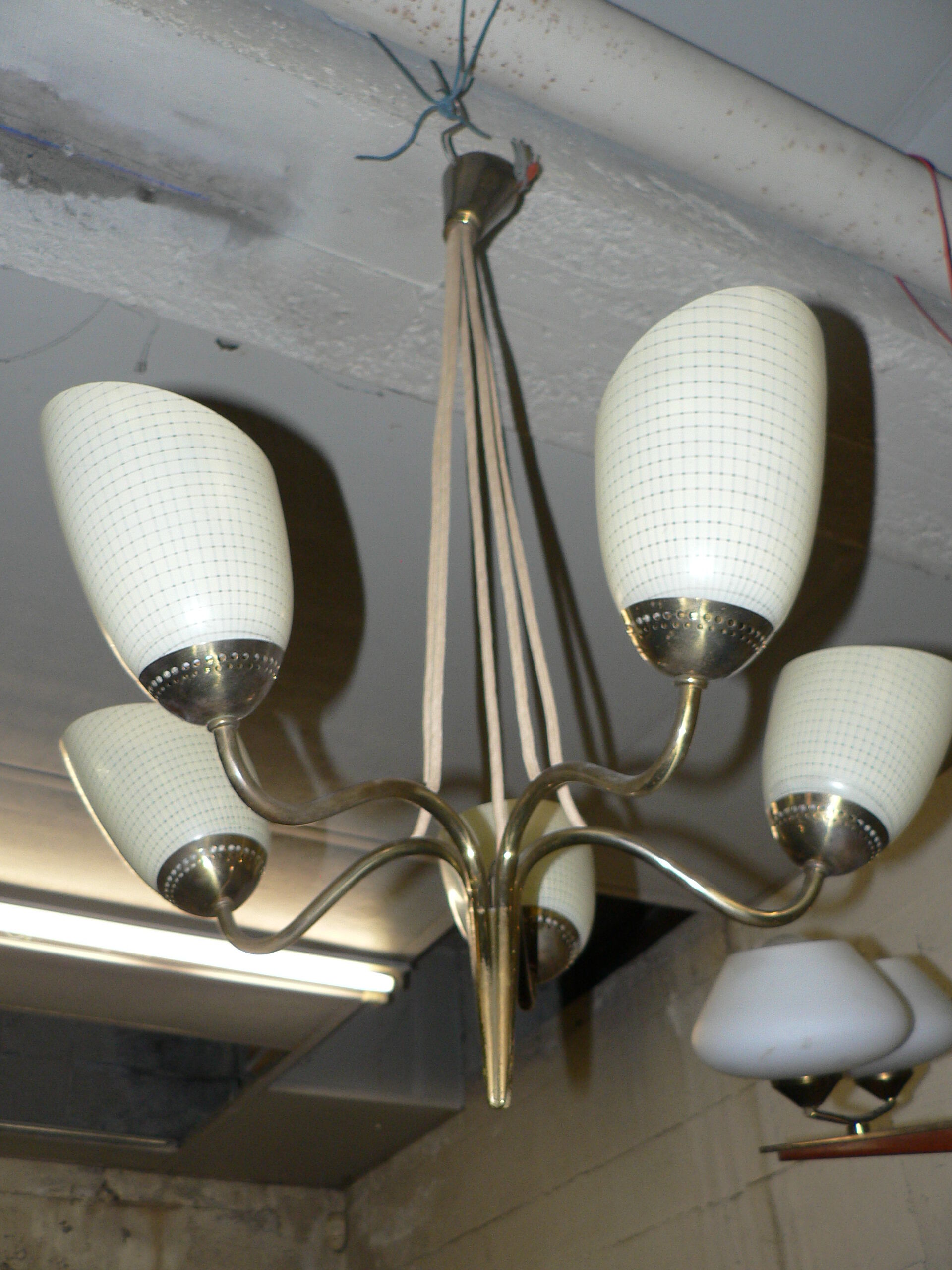 Chandelier 5 tulips 1940 50 brass