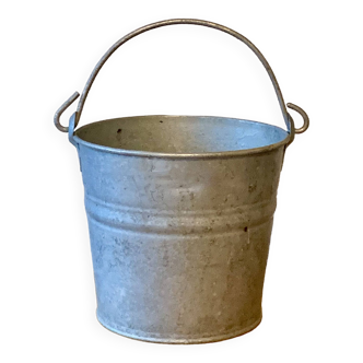 Vintage zinc bucket