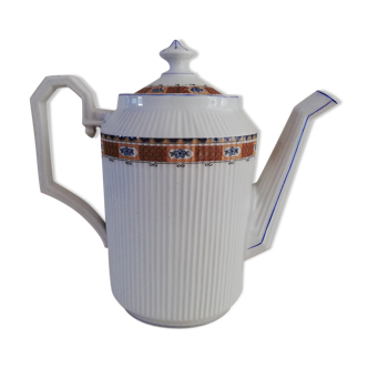 Porcelain teapot