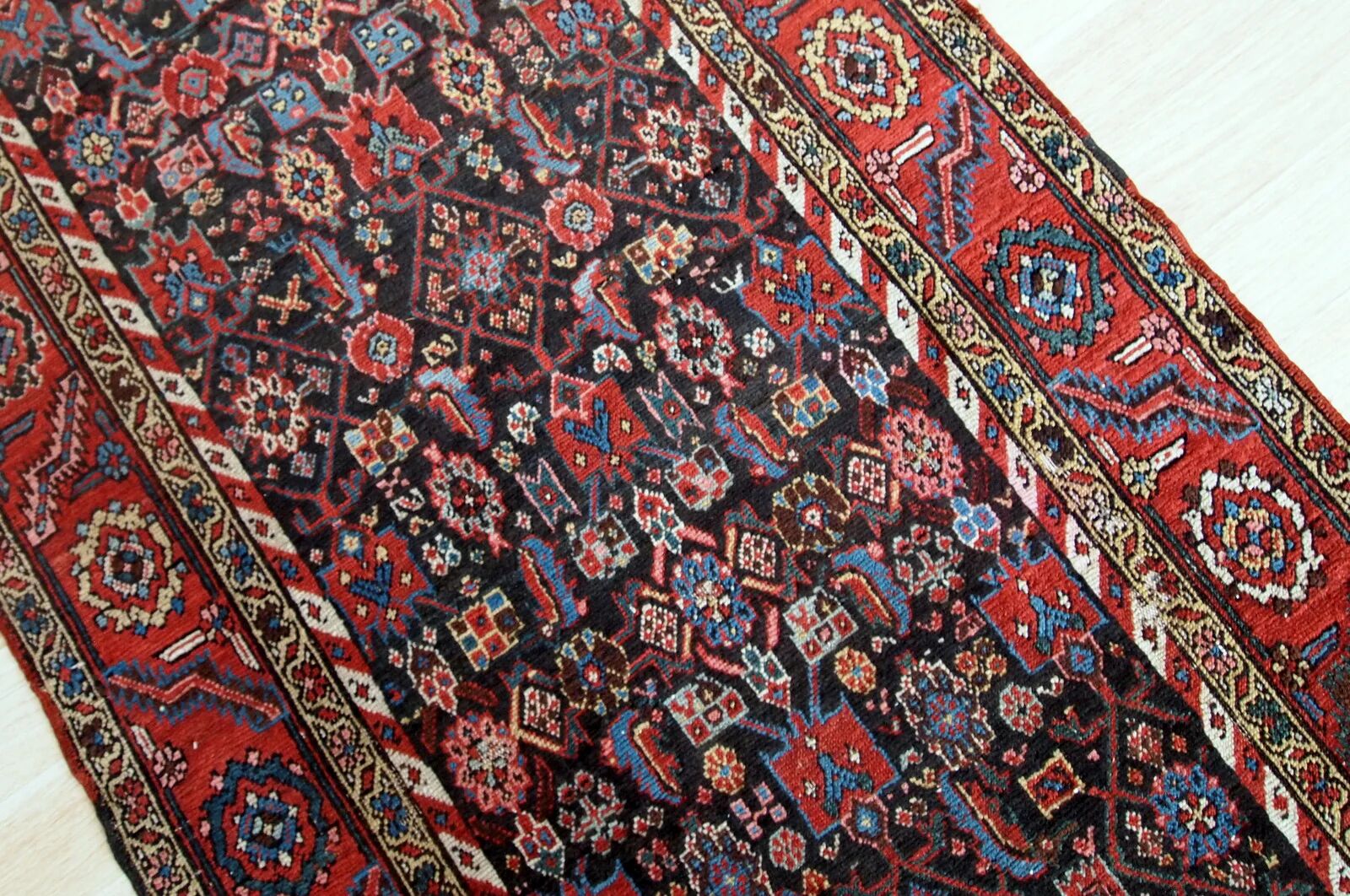 Handmade antique Persian Bakshaish runner 97cm x 375cm 1880s