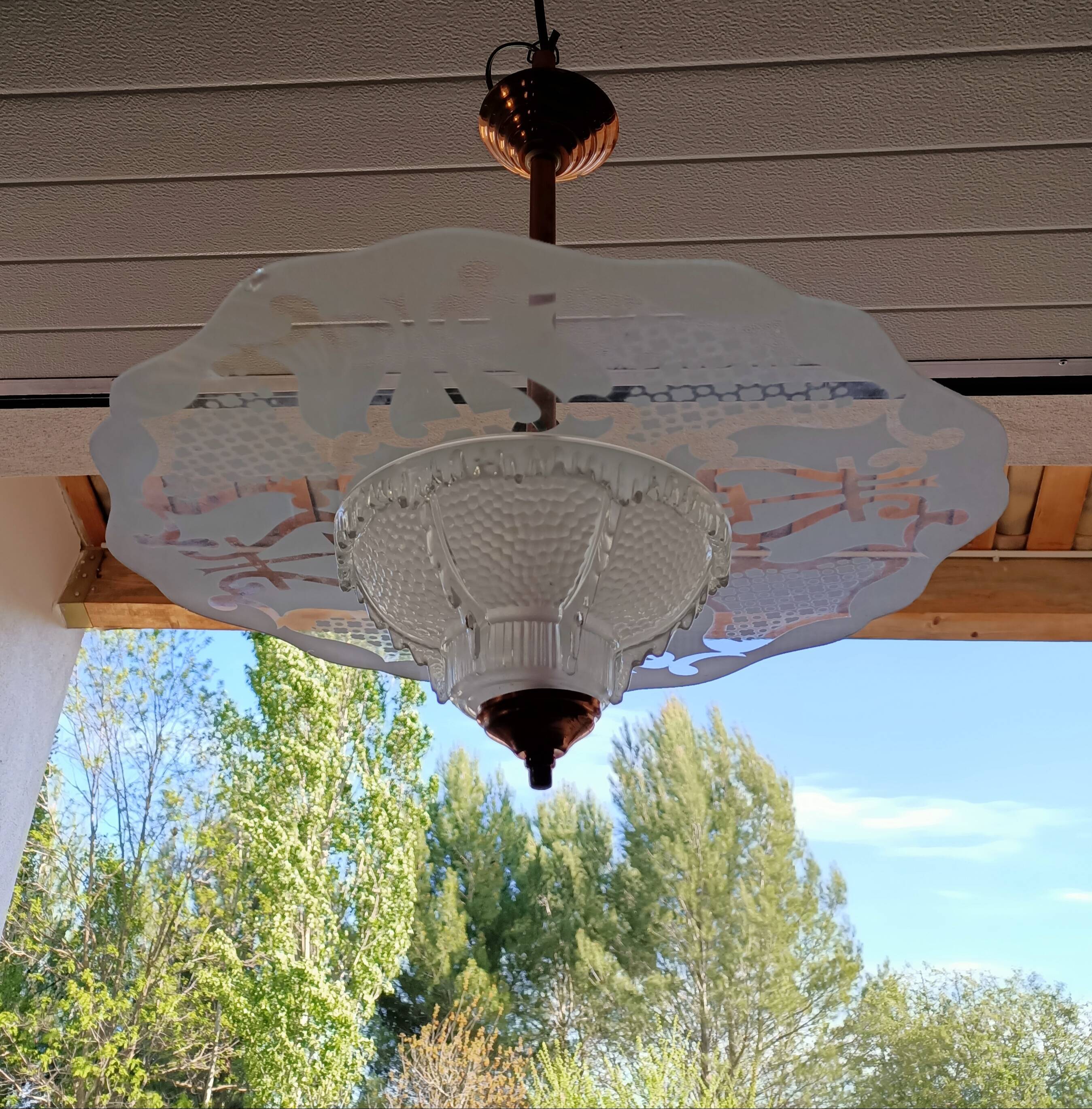 Lustre suspension en verre art déco