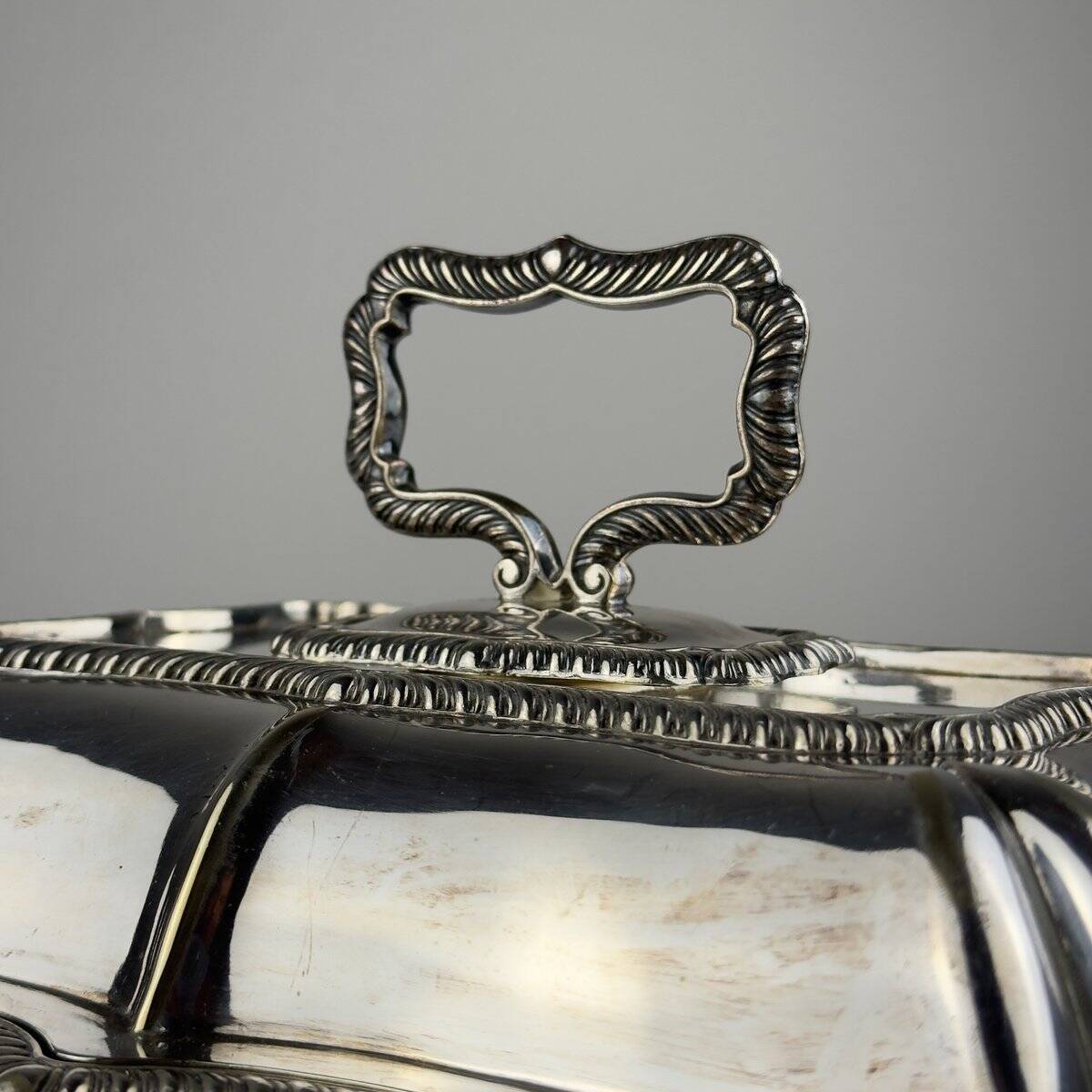 Antique silver-plated serving dish from Sheffield, early 20th century, England.