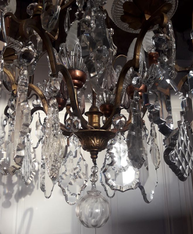 Louis XV-style bronze cage and crystal Baccarat chandelier