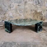 Table basse "oeil" en marbre vert émeraude, Roche Bobois, France, 1970