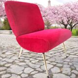 Vintage "Kiss" raspberry armchair