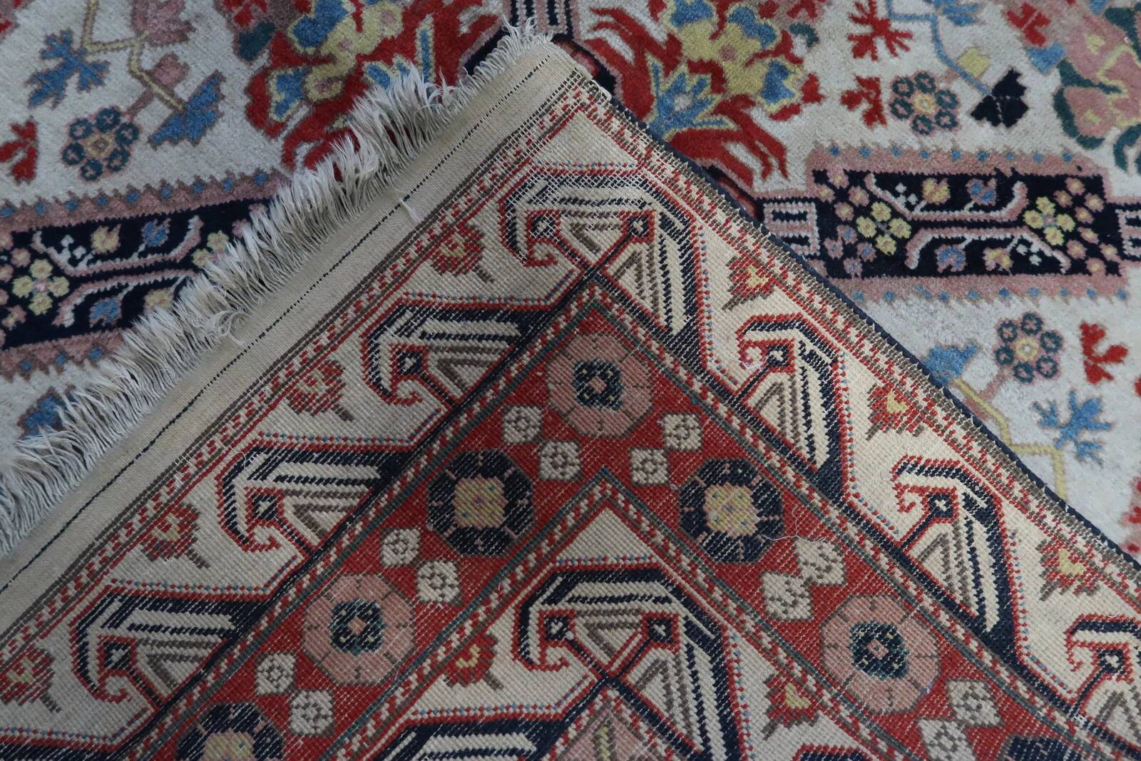 Handmade vintage Caucasian Zeyhur rug 130cm x 228cm 1950s