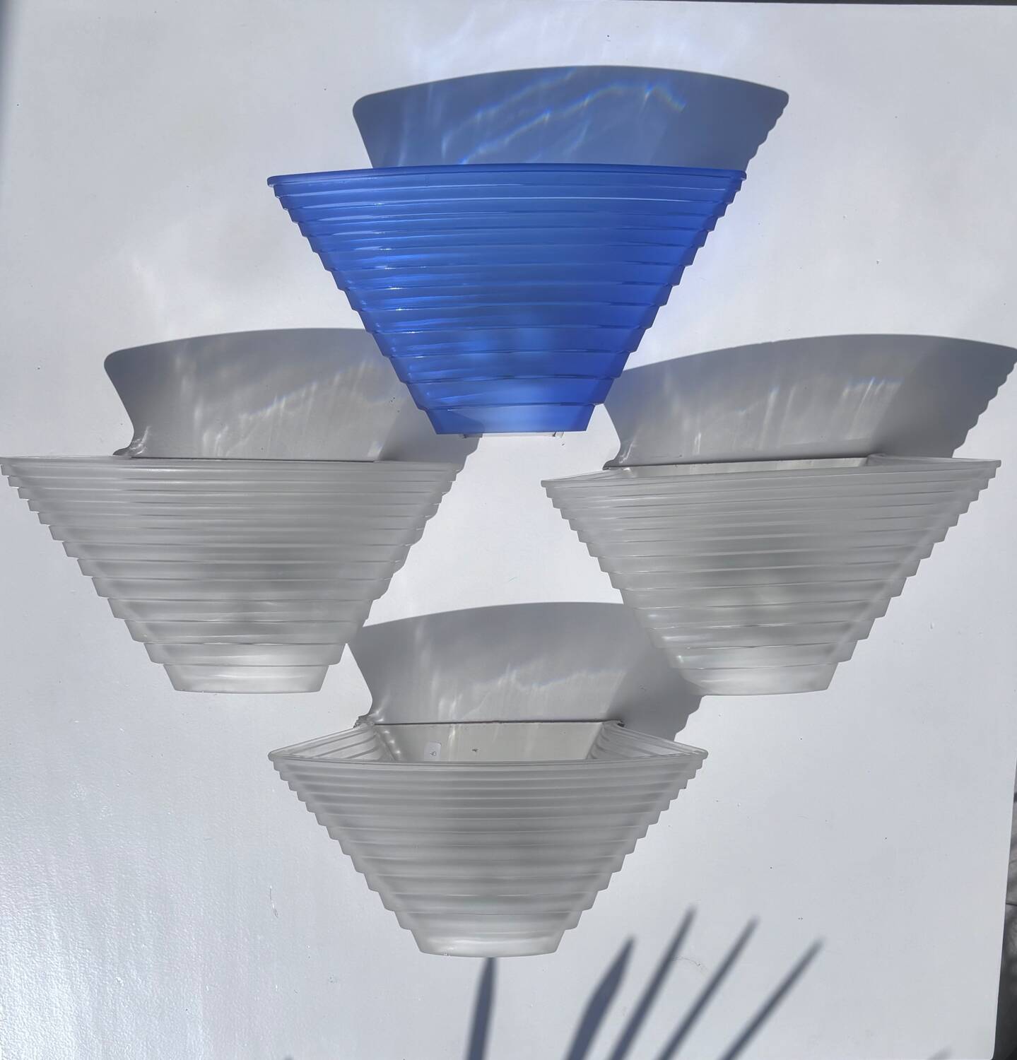 4x Artemide ‘Pergamo 38’ wall lights by Angelo Mangiarotti