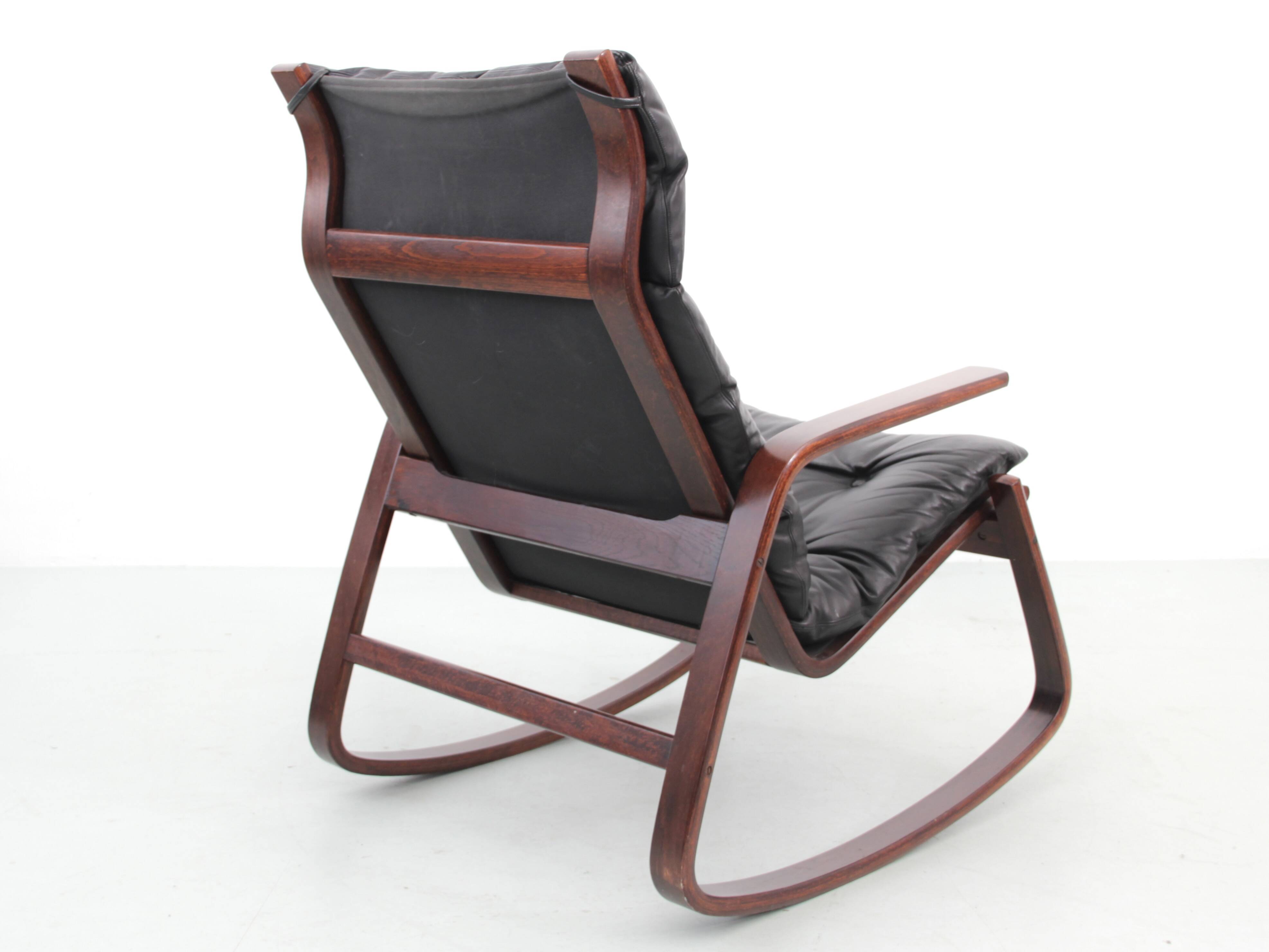 Scandinavian rocking chair Siesta by Ingmar Relling and its ottoman