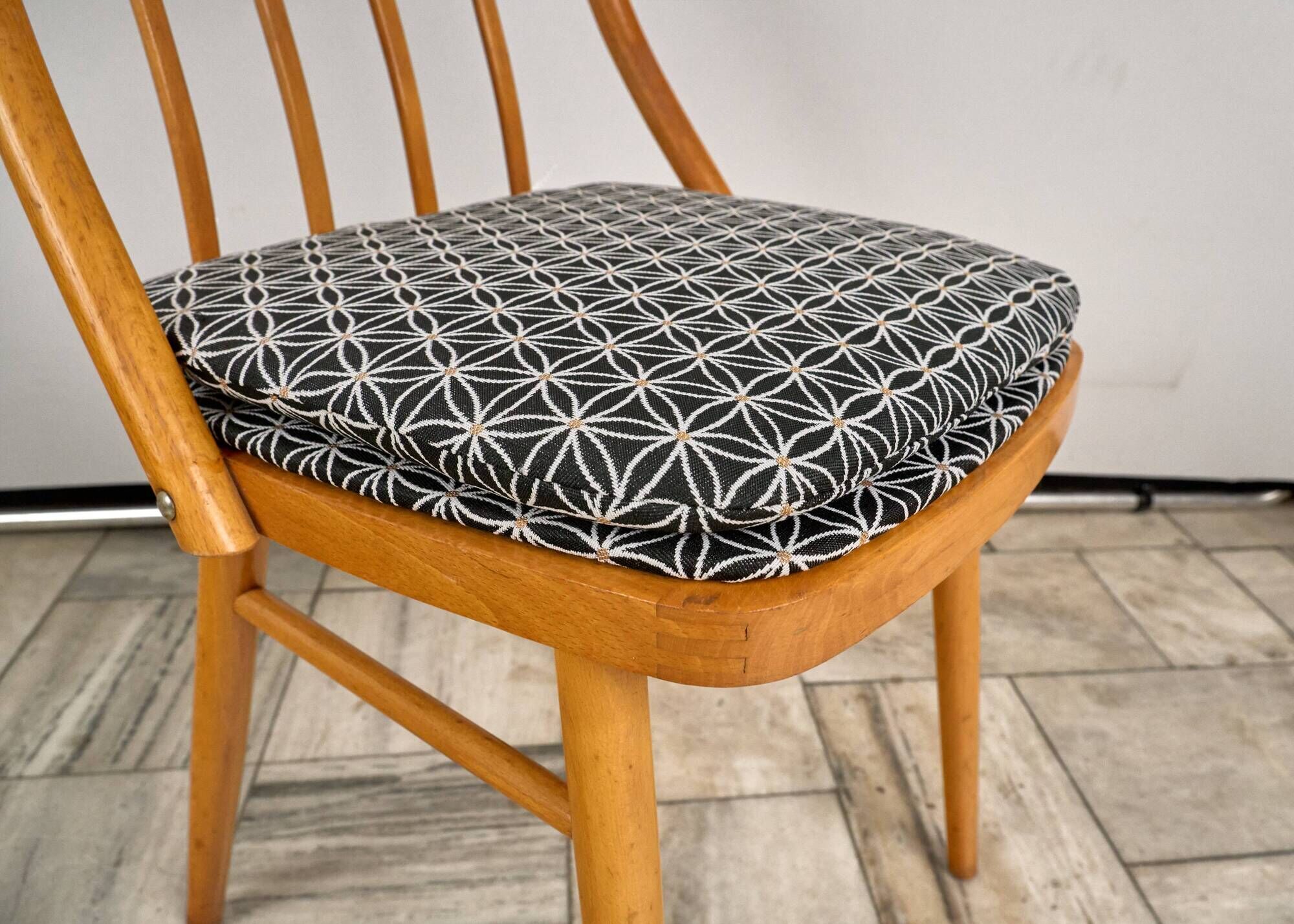 Set of 2 H-214 Dining Chairs by Jindřich Halabala, 1930s, Czechoslovakia