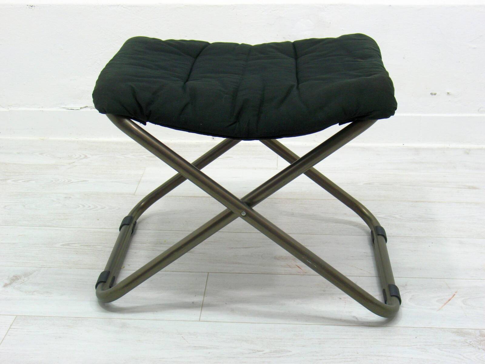 Fiam stool by F. Favagrossa, Italy, 1990s.