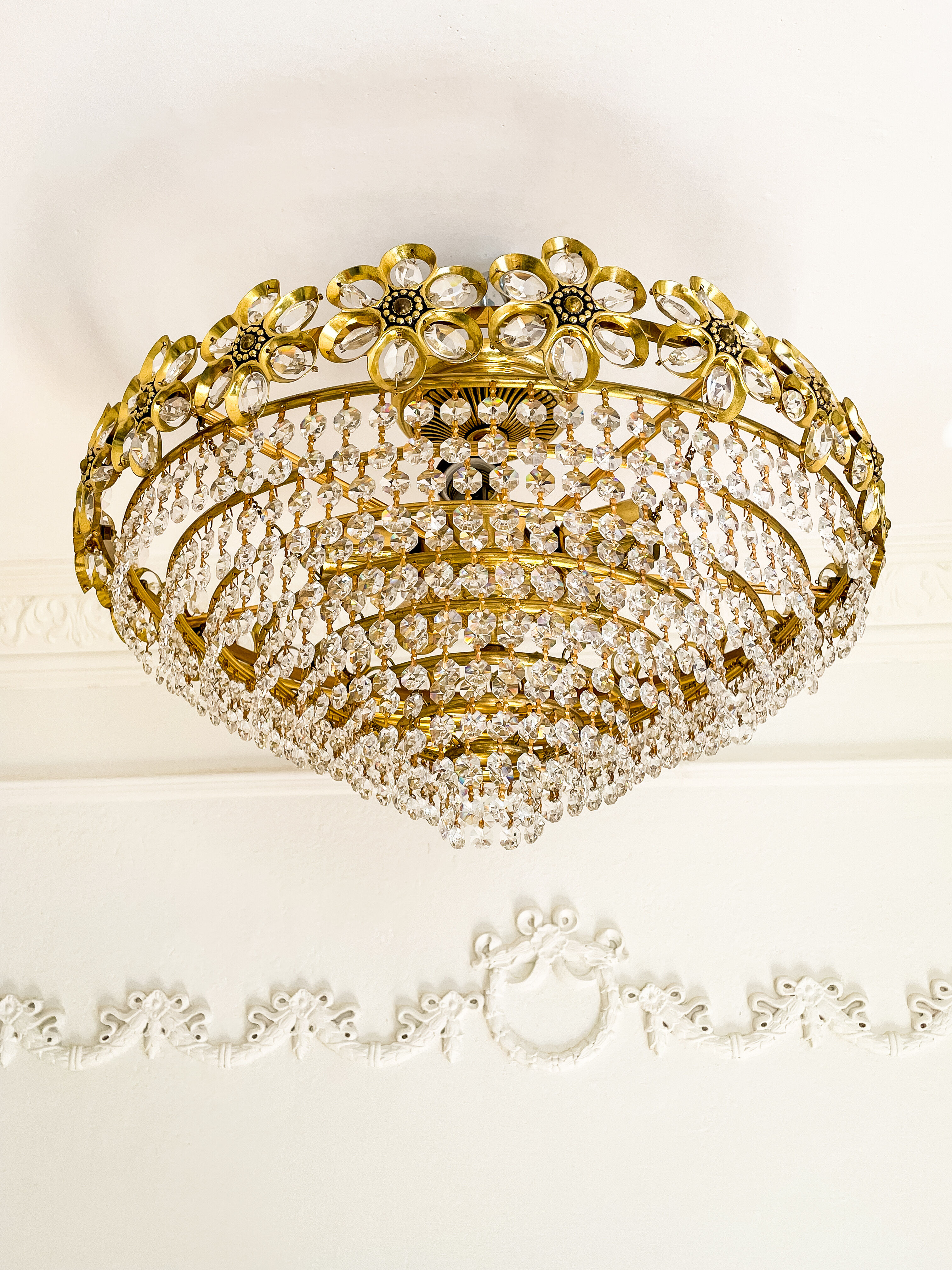 Crystal and solid brass ceiling chandelier, 5 lights, classic style.