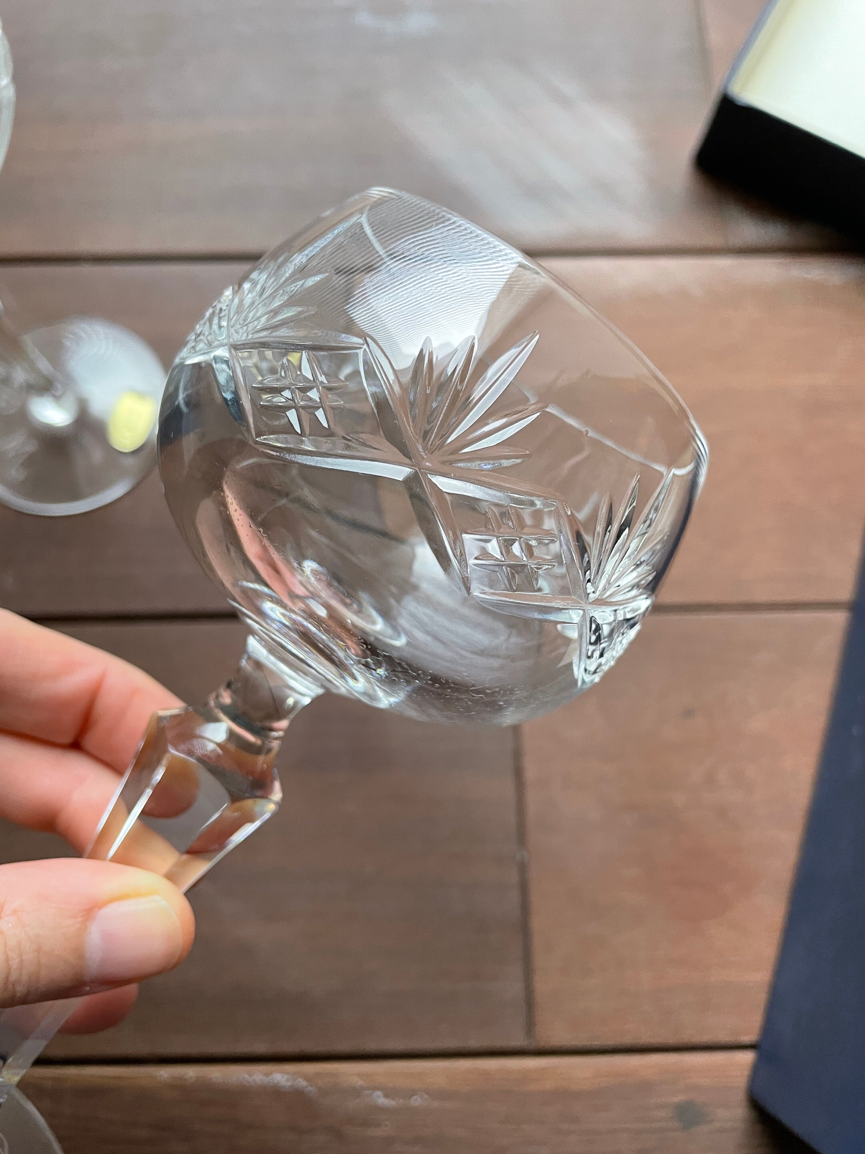 6 engraved crystal stemmed glasses
