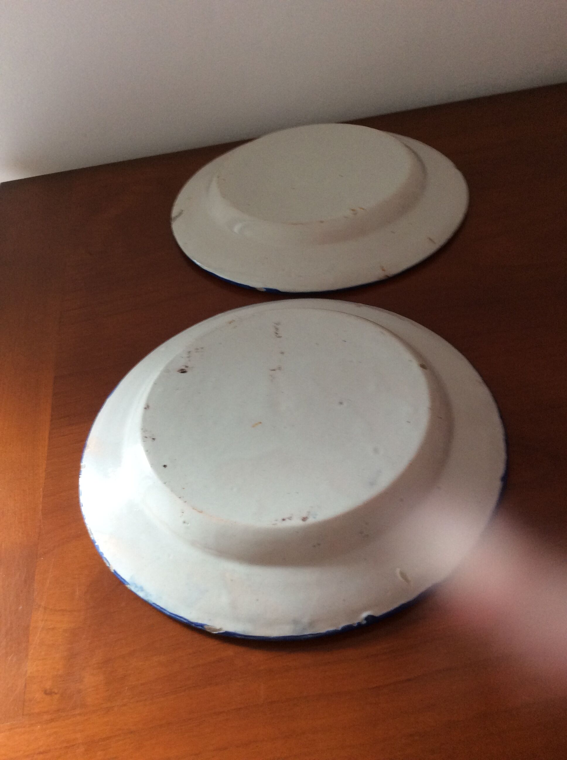 Set of 2 old painted terracotta plates enamelled
